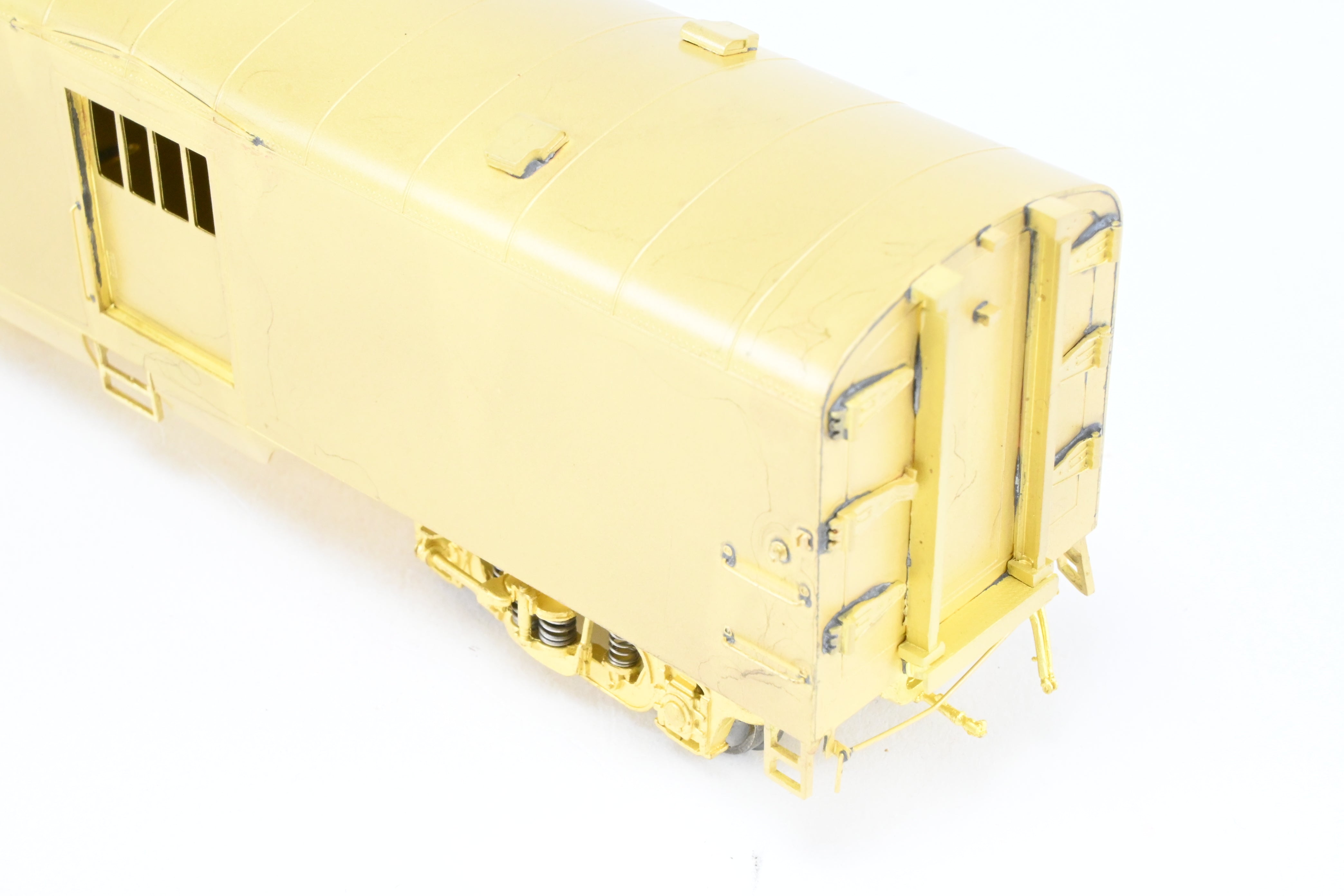 HO Scale Brass A. W. Enterprises Great Northern Streamlined Baggage Car Models #268 - 269 (End Door Version) for Model Trains
