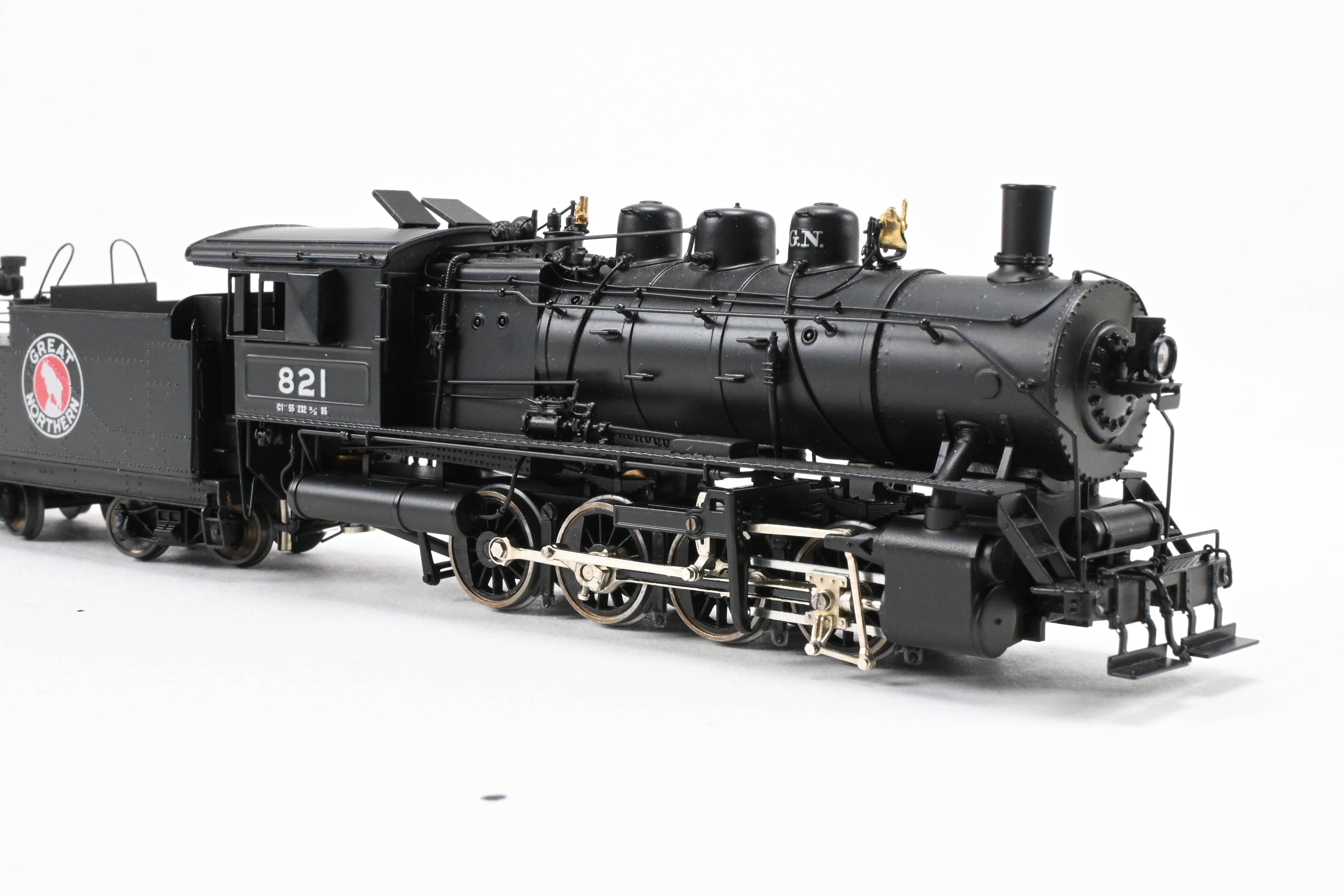 HO Scale Brass Model Train - PFM - Tenshodo Great Northern C - 1 0 - 8 - 0 Switcher Factory Painted Locomotive #821 with TPE Suspension from 1985 Production Run