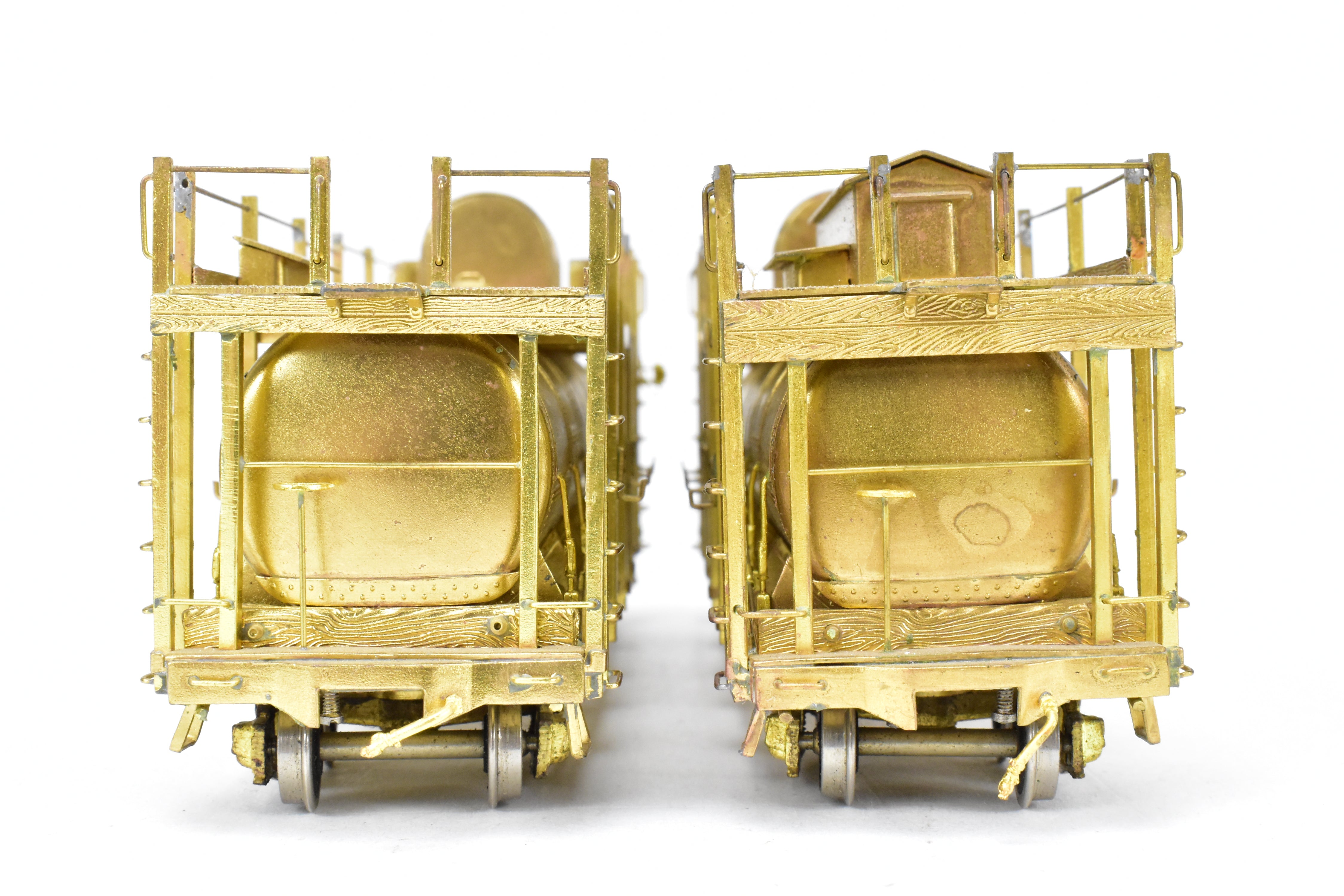 1977 HO Brass Southern Pacific Fire Train Set T-1 4-6-0 with Two Tank Cars, Missing 2 Ladders