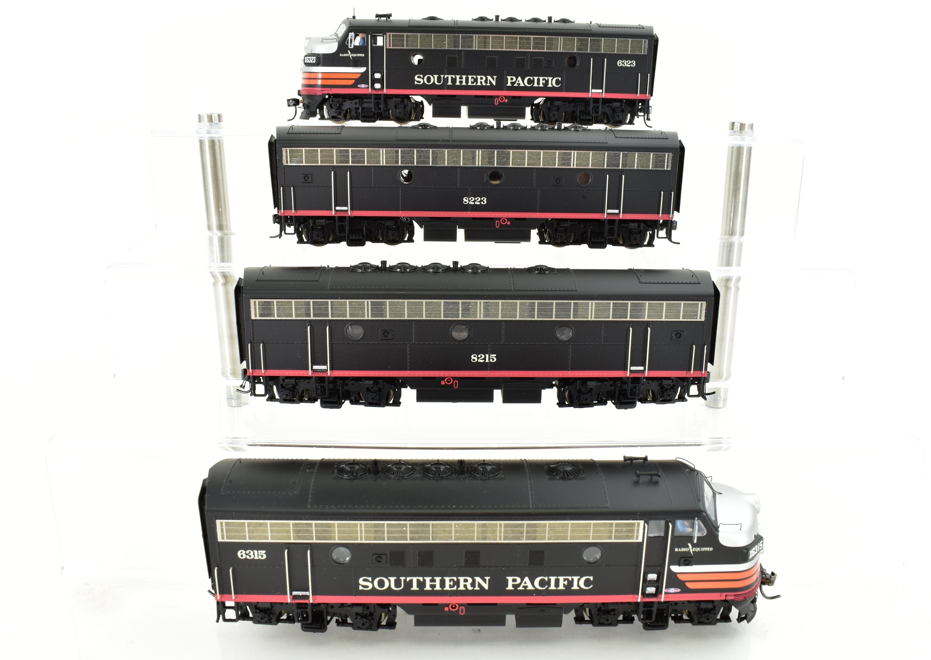 HO Life-Like Proto 2000 Southern Pacific 4-Unit EMD F7 Set with DCC & Sound