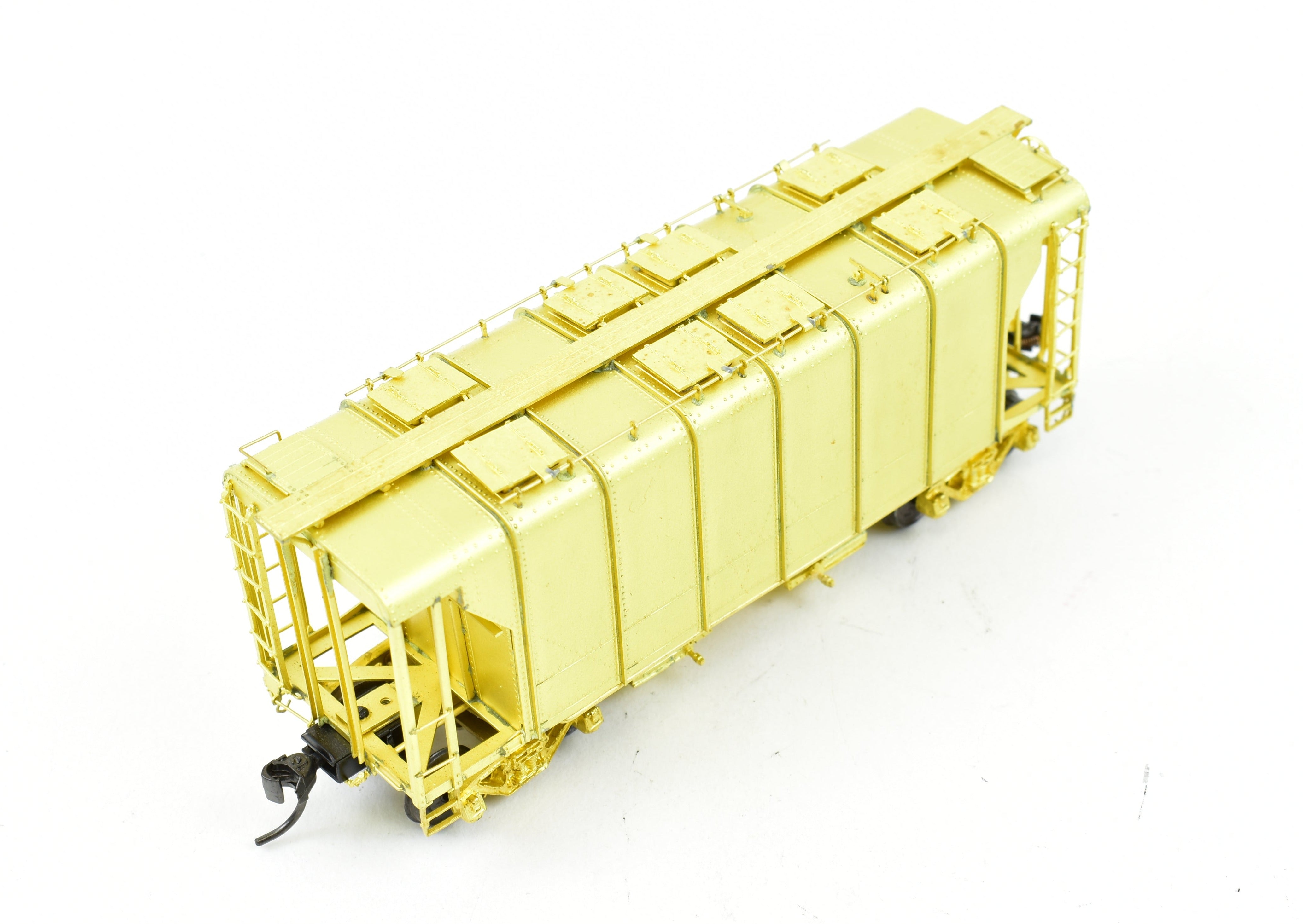 OMI Overland B&O N - 34 Covered Hopper Wagon with Working Hatches
