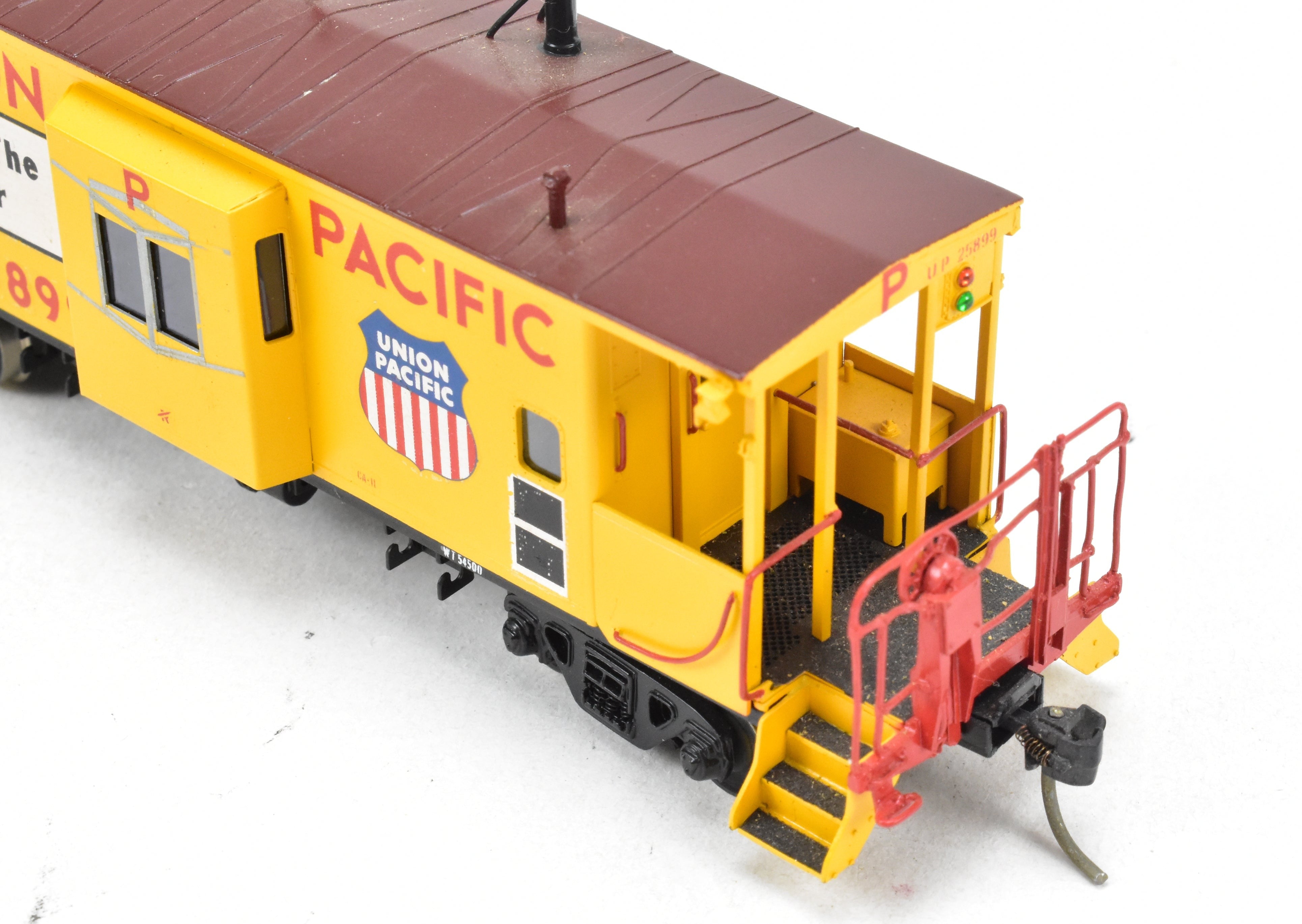 HO Scale Brass OMI - Overland Models, Inc. Union Pacific (UP) CA - 11M Caboose Model CP No. 25899 for Model Train Enthusiasts