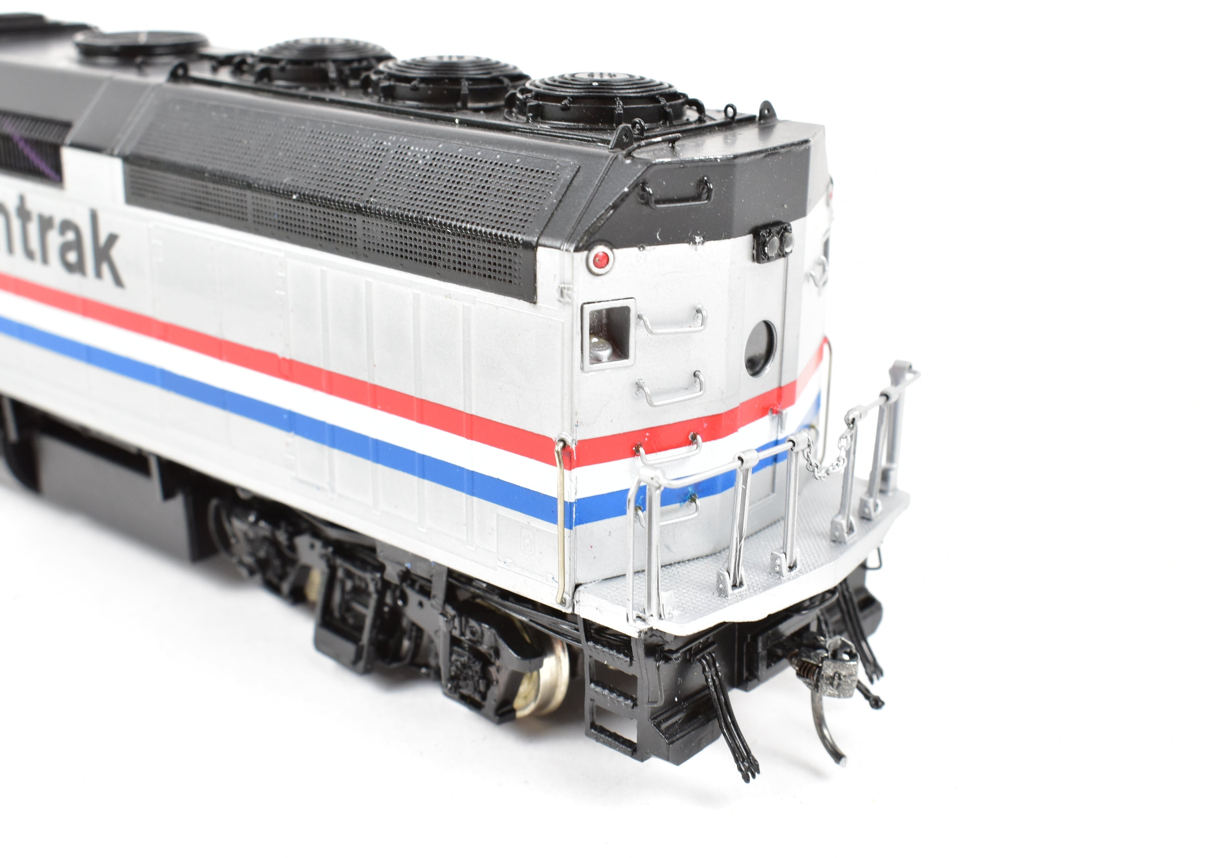 HO Scale Brass Amtrak F40PH Ph. III by Overland Models - Factory Painted, DCC & Sound