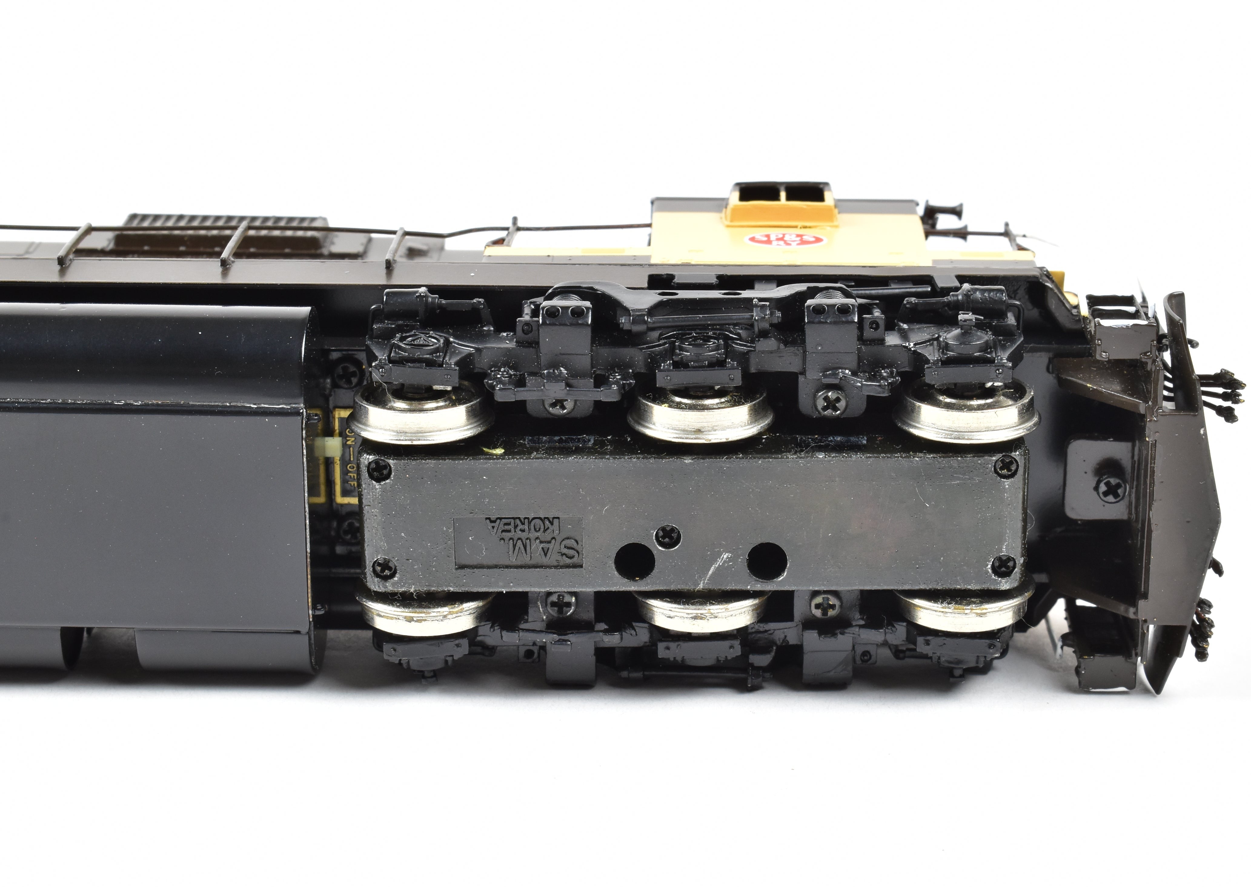 HO Scale Brass Model Train - Oriental Limited/Challenger Imports' Spokane, Portland & Seattle Alco C - 636 FP Un - numbered Locomotive