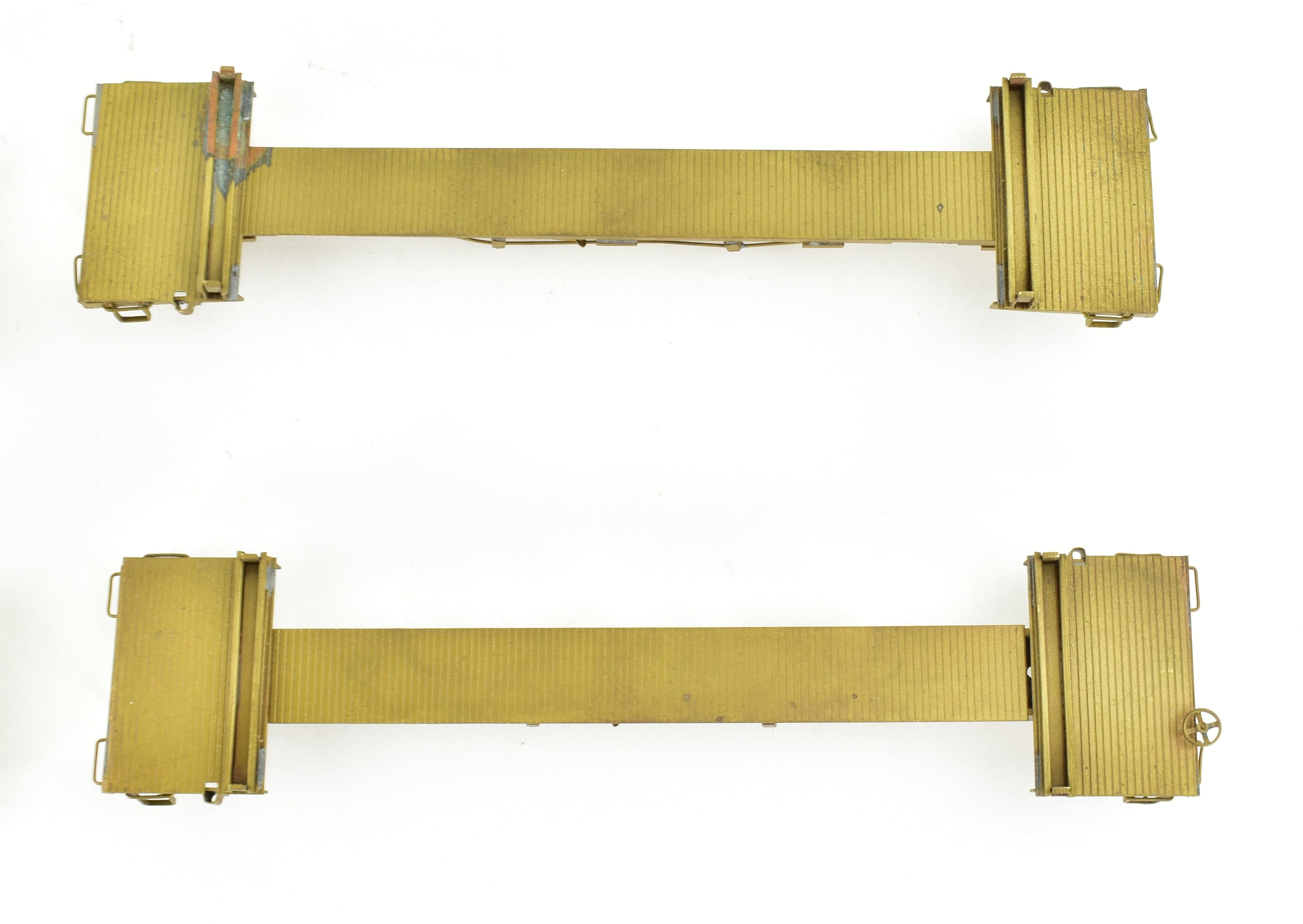 HO Brass 41' Log Cars 4-Pack by Far East Distributors, No Trucks