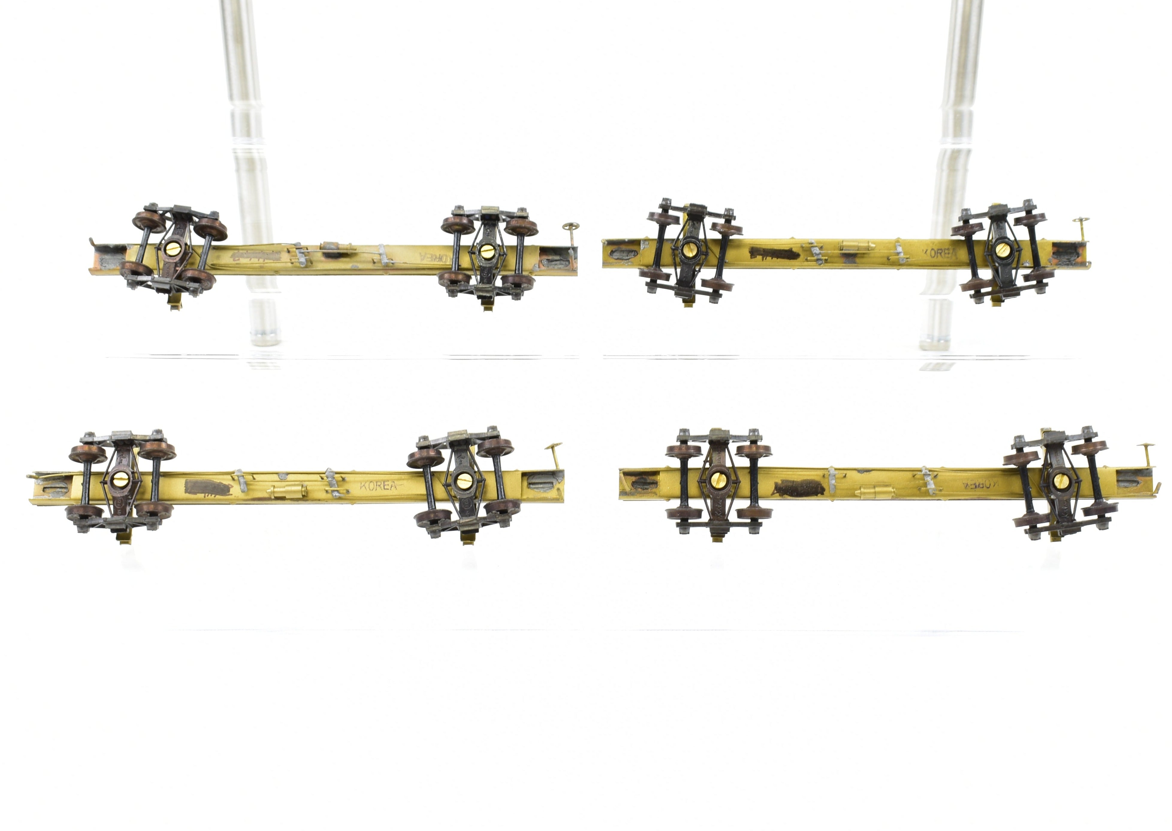 HO Brass 43' Skeleton Log Cars 4-Pack by Far East Distributors with Kadee Trucks #1