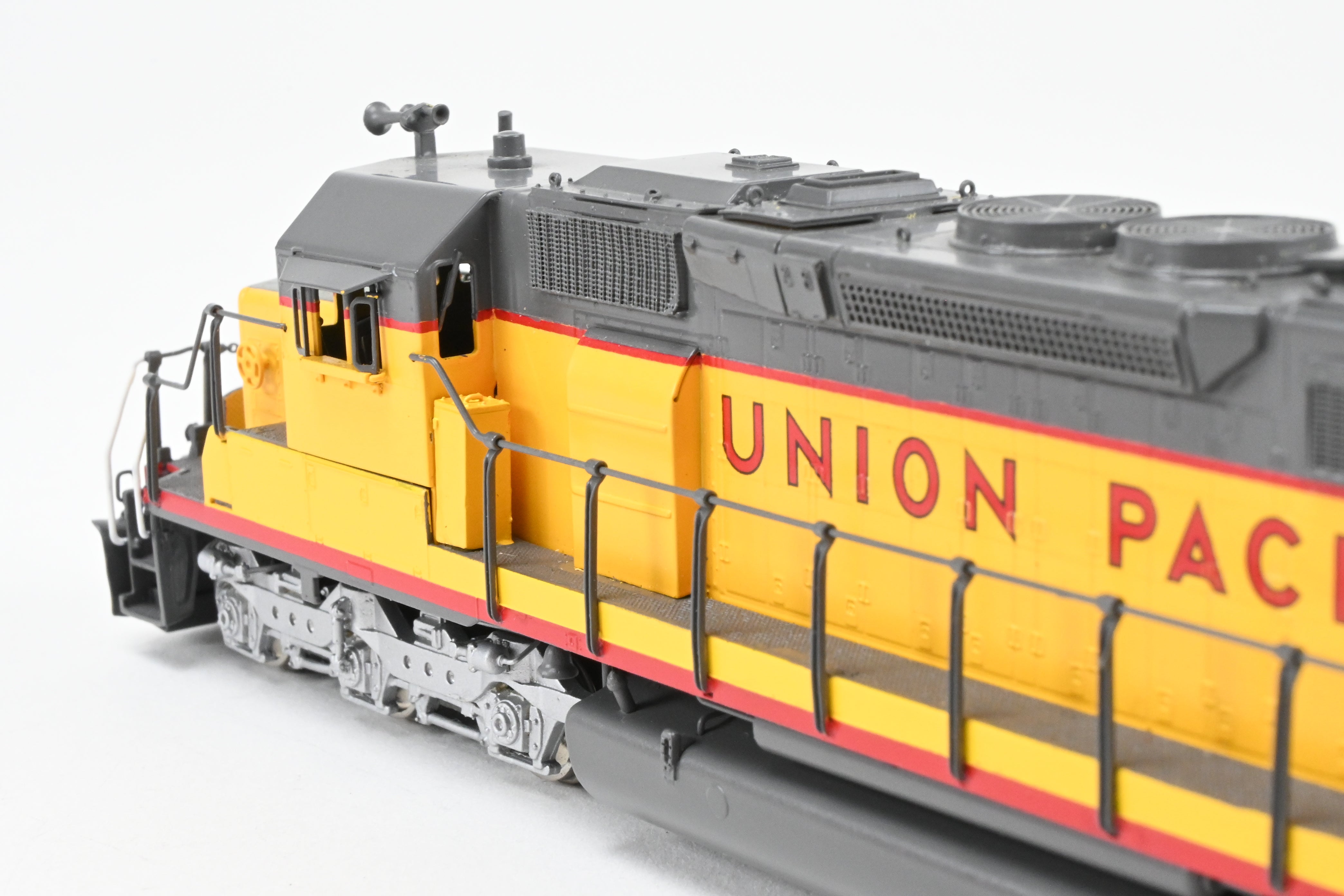 HO Scale Brass E&P Associates Union Pacific EMD SD40-2 Phase IIb Freight Locomotive Model without Number Lettering