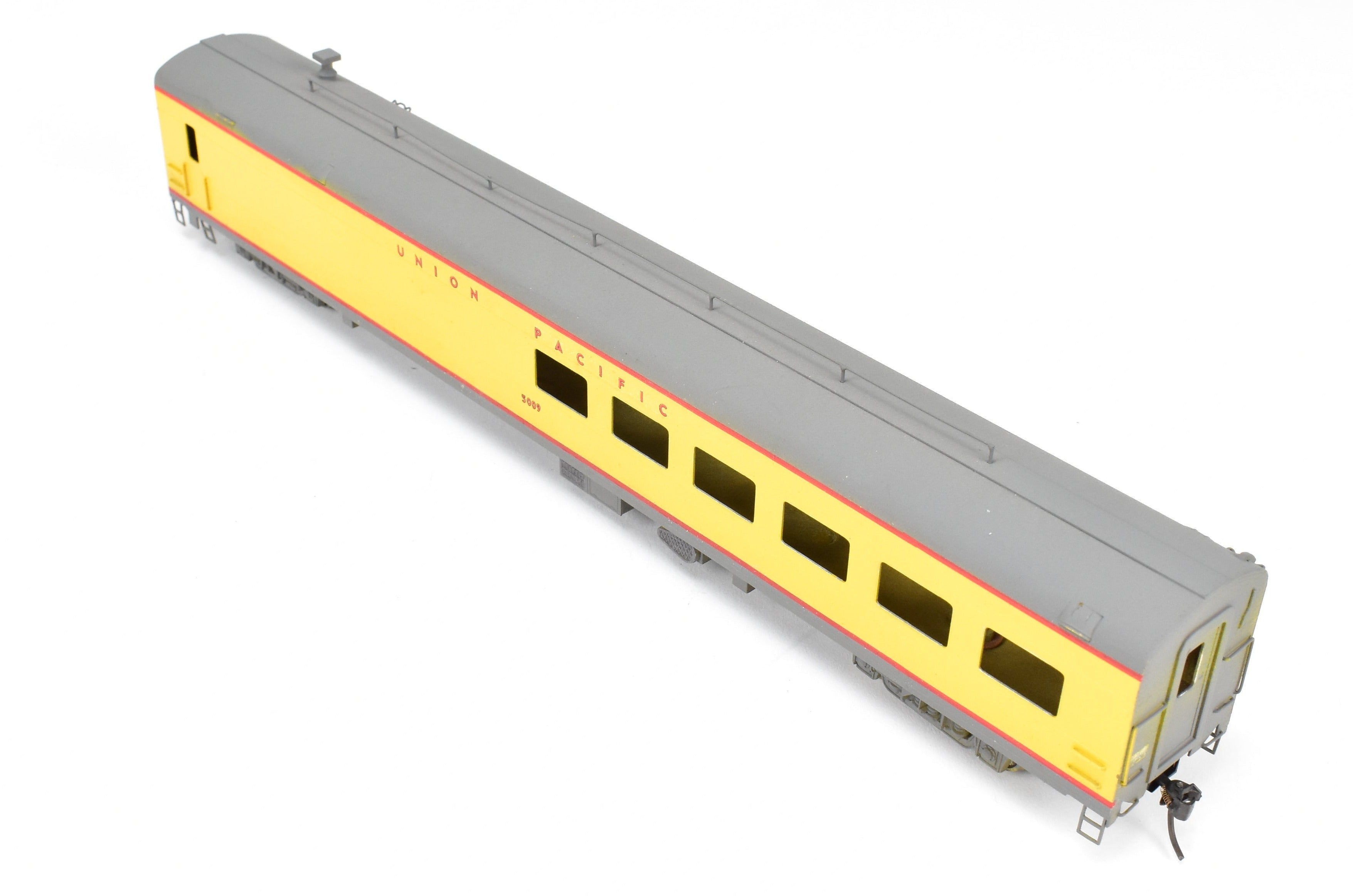 HO Scale Brass Model Train - S. Soho & Co. Union Pacific ACF #5009 Lunch Counter - Lounge Car