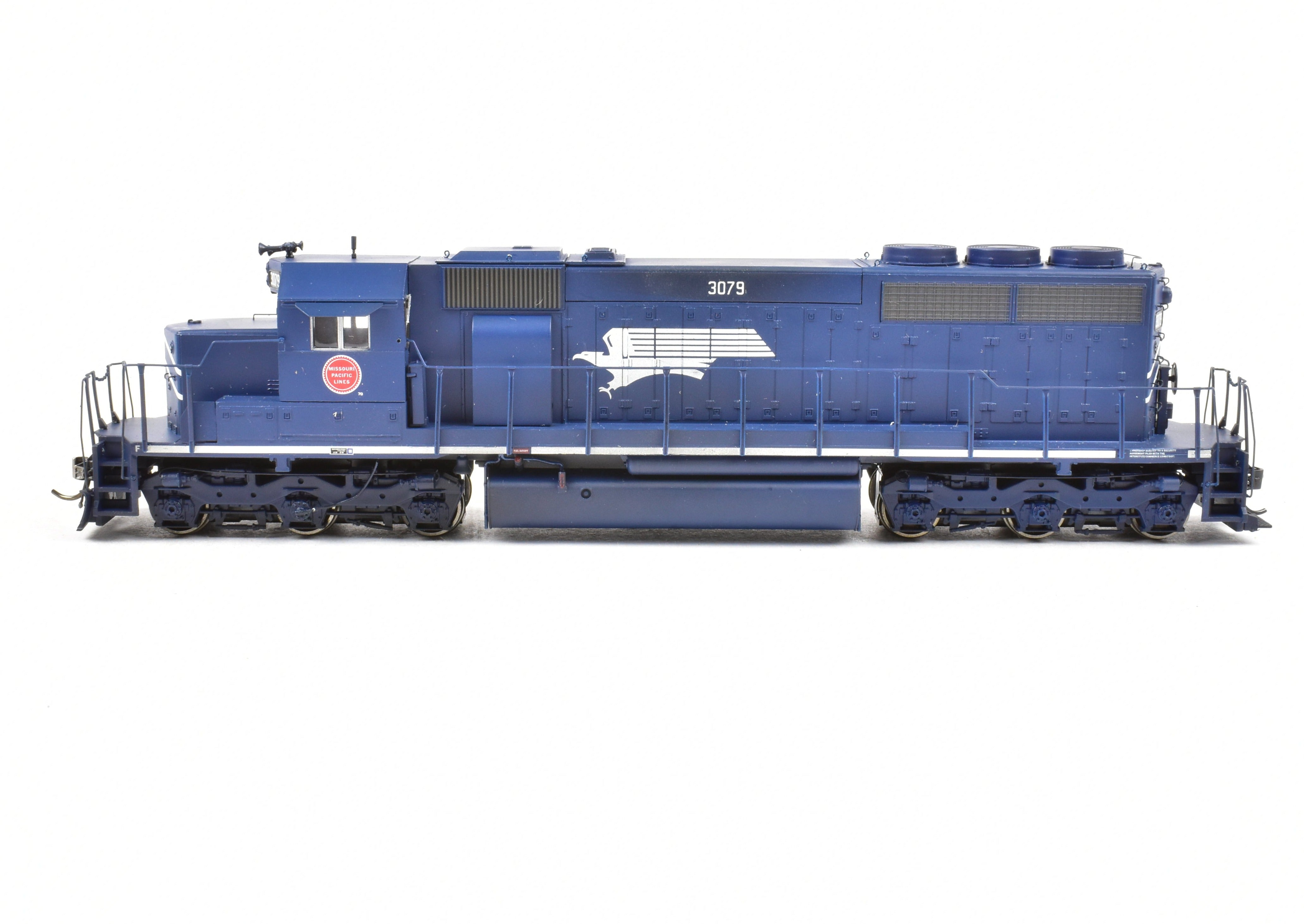 HO Scale Model Train - Athearn MP Missouri Pacific EMD SD40 #733 Weathered Locomotive with DCC Decoder