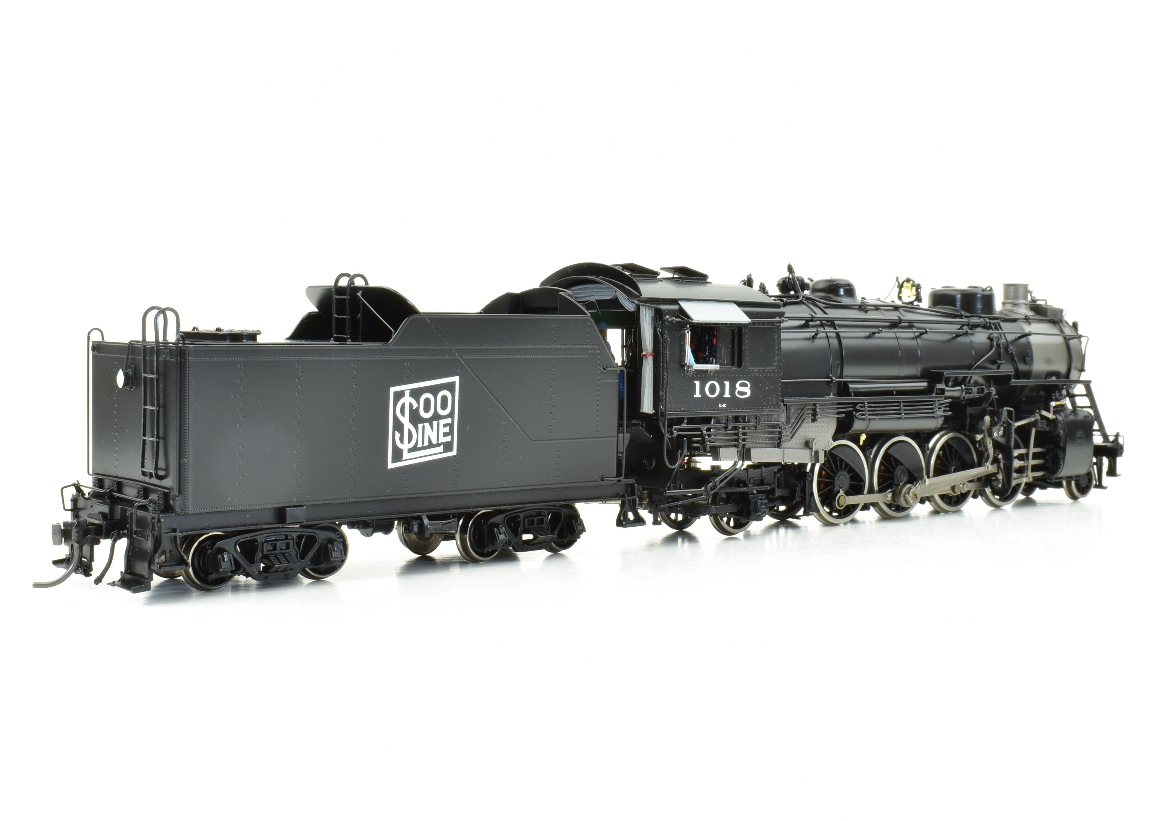 HO Scale Brass Model Train - Division Point Soo Line L2 2-8-2 Factory Painted Locomotive with #1018 Design