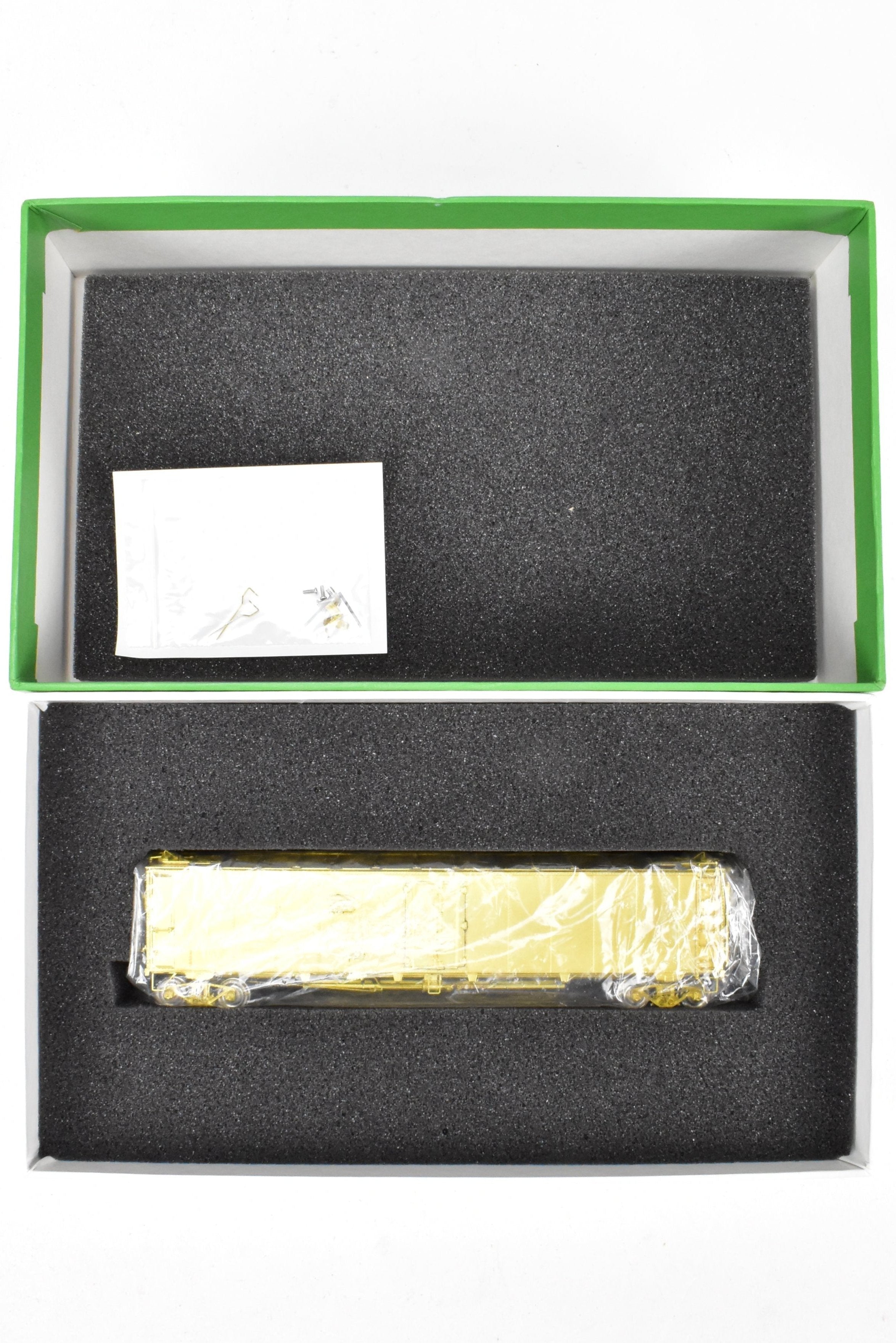 HO Brass OMI ATSF - Santa Fe SFRD 50' Ice Bunker Steel Refrigerator Car, Excellent Condition