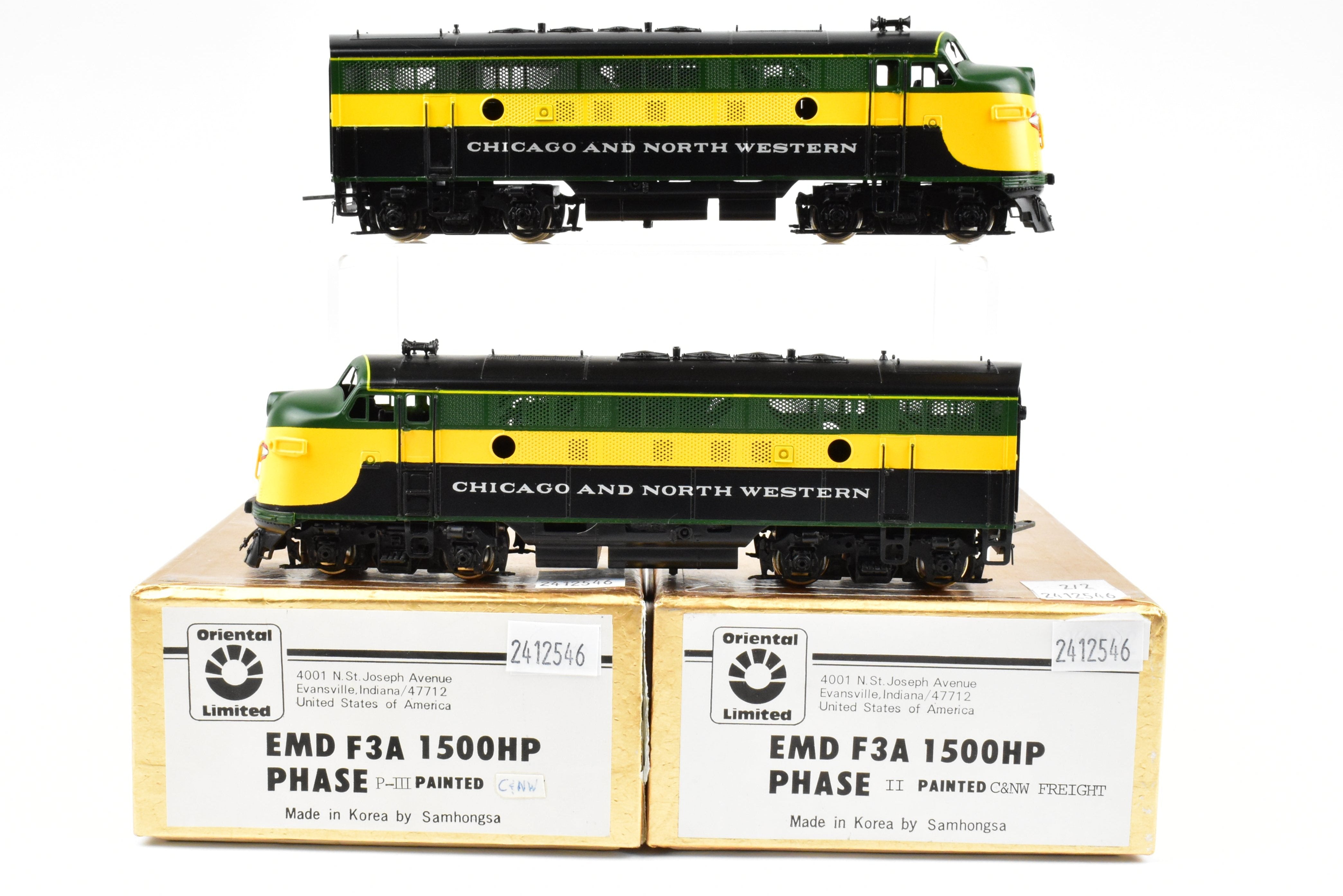 HO Scale Brass Model Train - Chicago and Northwestern EMD F3A/F3A PH II 1500 HP 2-Unit Set in C&NW's Freight Scheme (Oriental Limited)