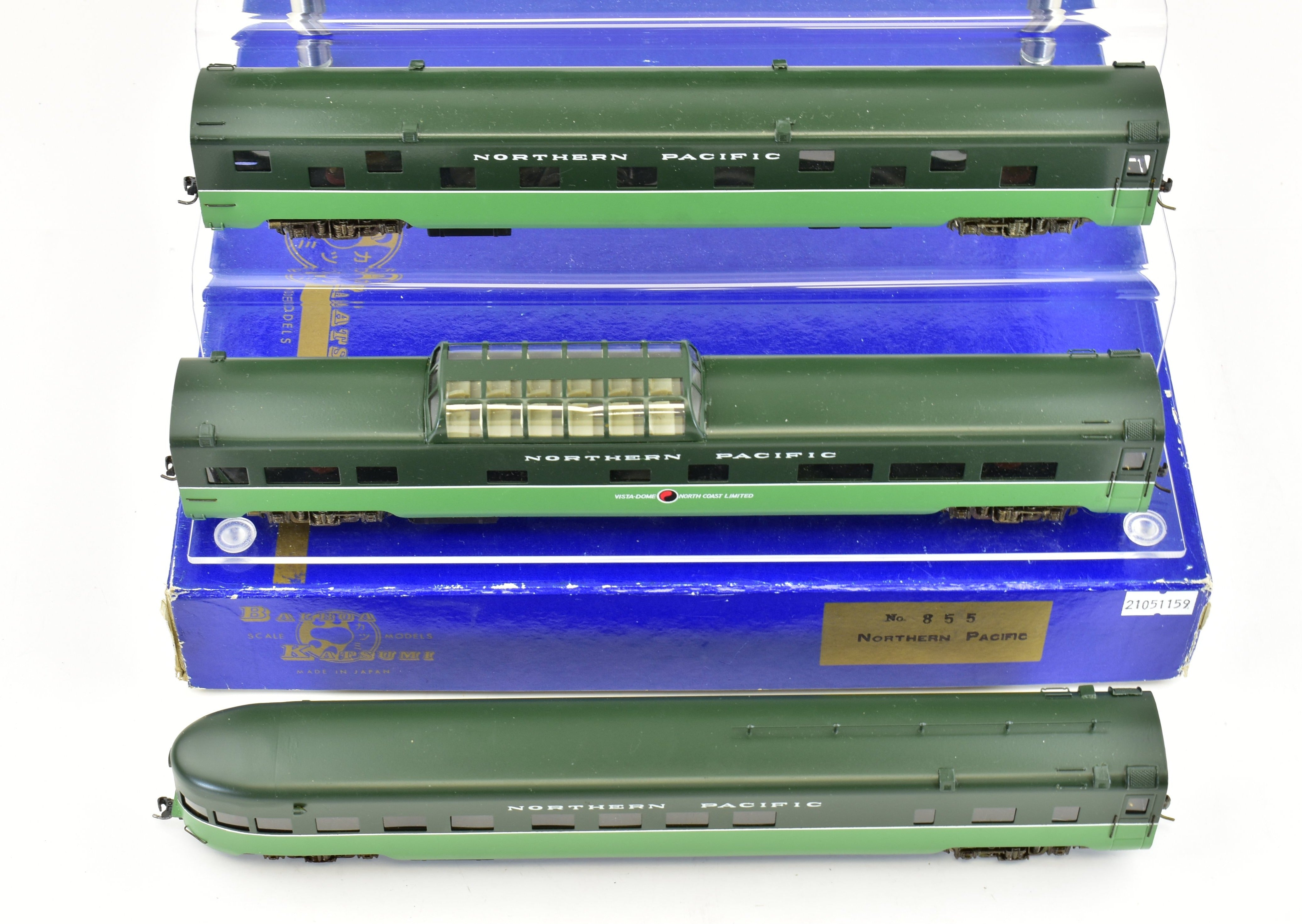 HO Scale Brass Balboa Northern Pacific 5-Car Factory-Painted Passenger Set