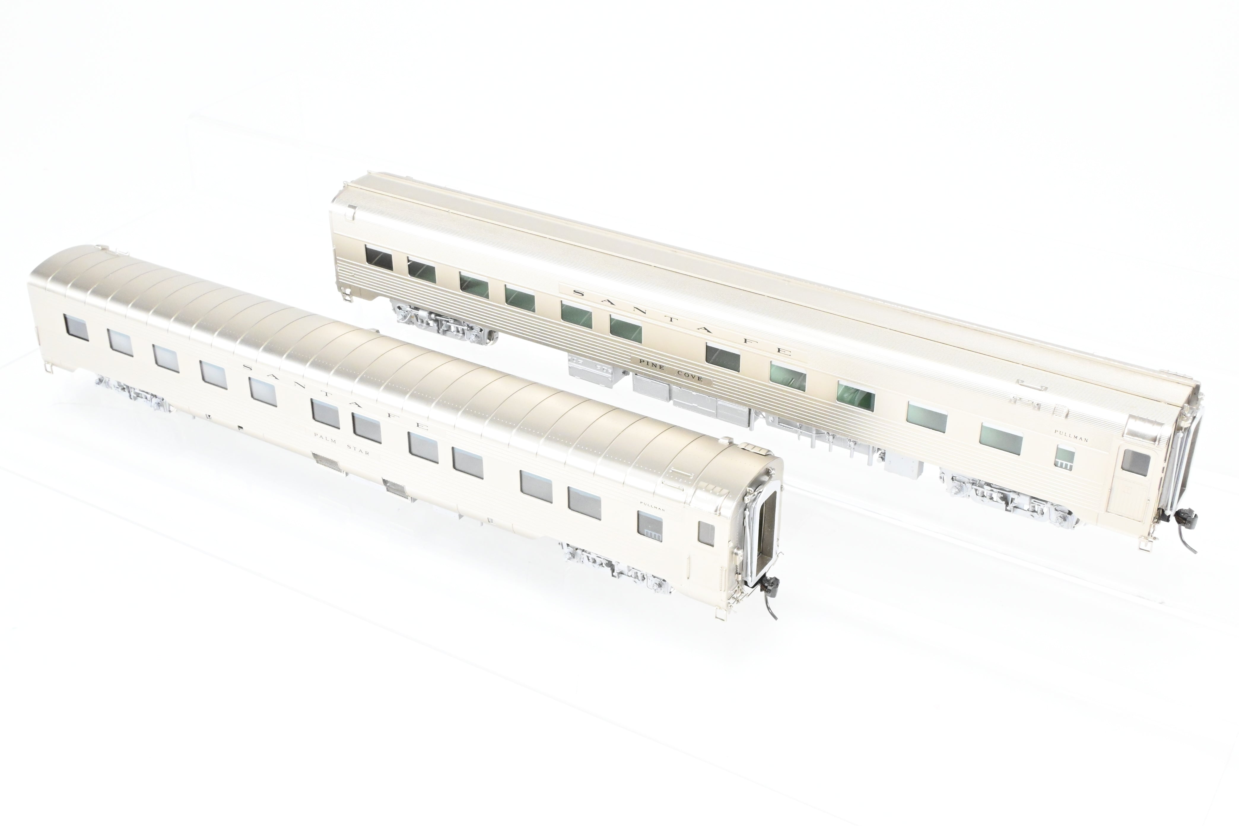 1951 ATSF Santa Fe Super Chief 4-Car Sleeping Car Set by Challenger Imports