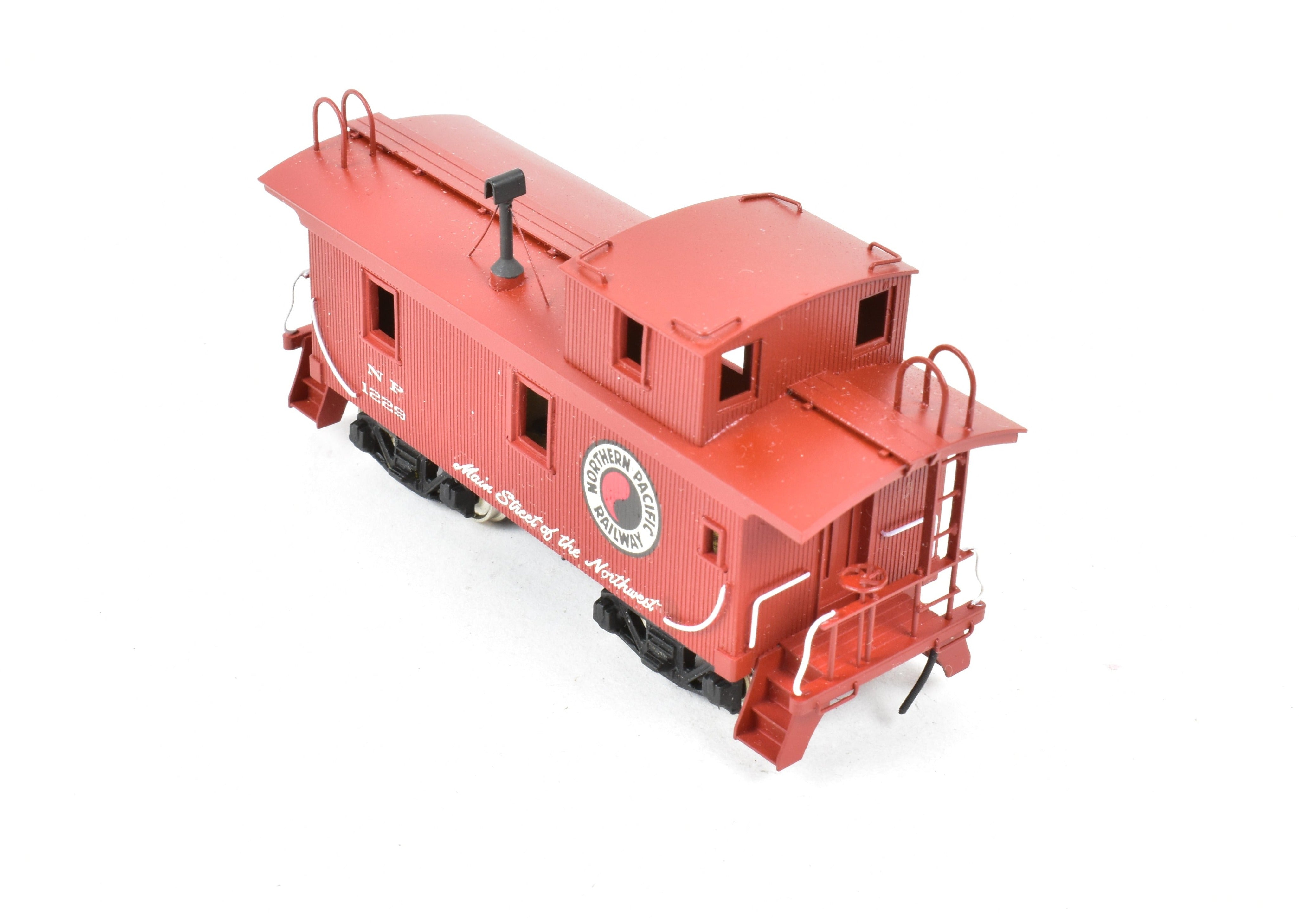 Custom Painted HO Scale Brass Wood Caboose Model of Northwest Short Line and Northern Pacific Railroads