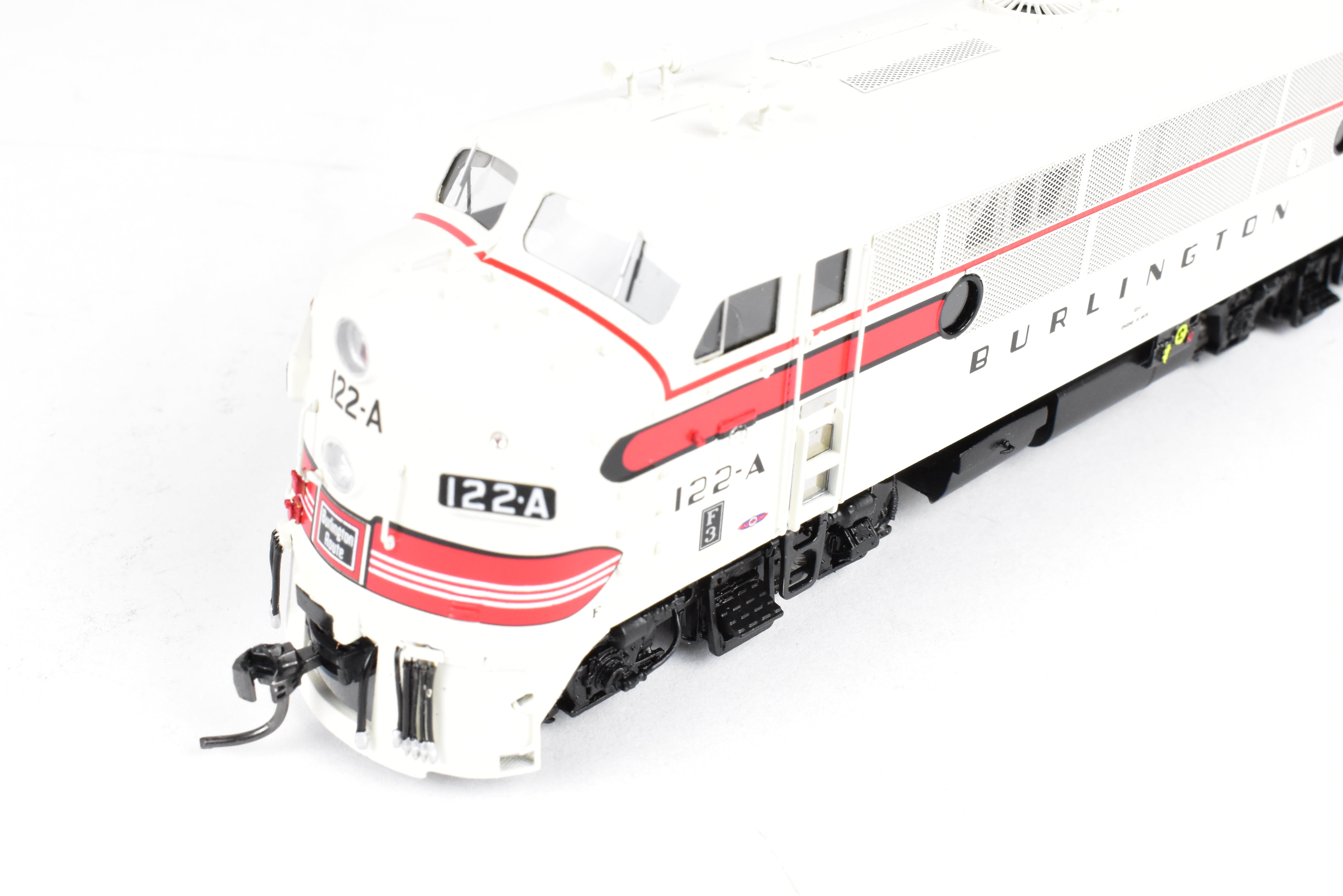 HO Scale Brass DVP Division Point EMD F3 A/A Set Factory Painted 122 - A/124 - D