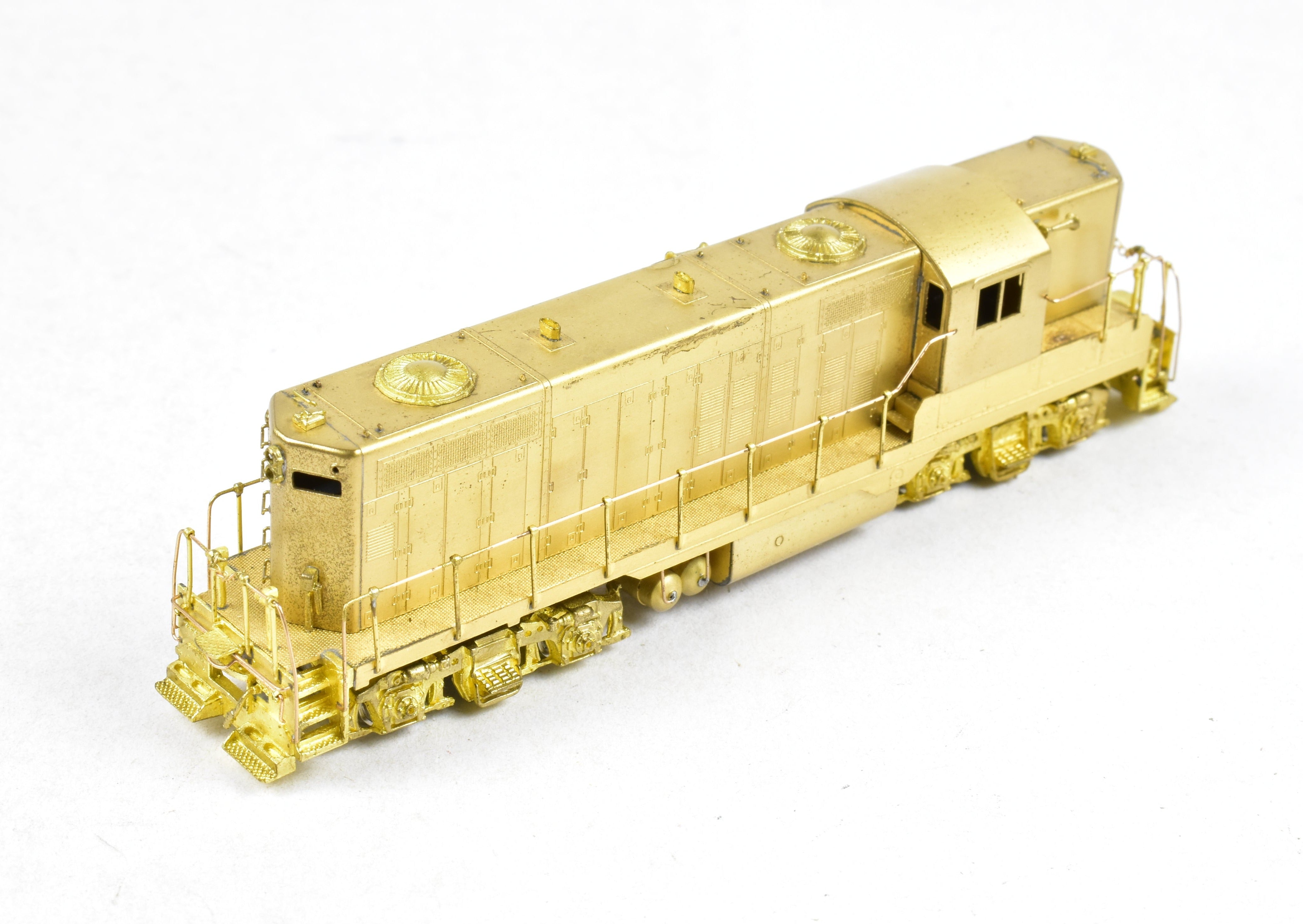 N Scale Brass Hallmark EMD GP - 9 Standard with Removable Dynamic Brakes