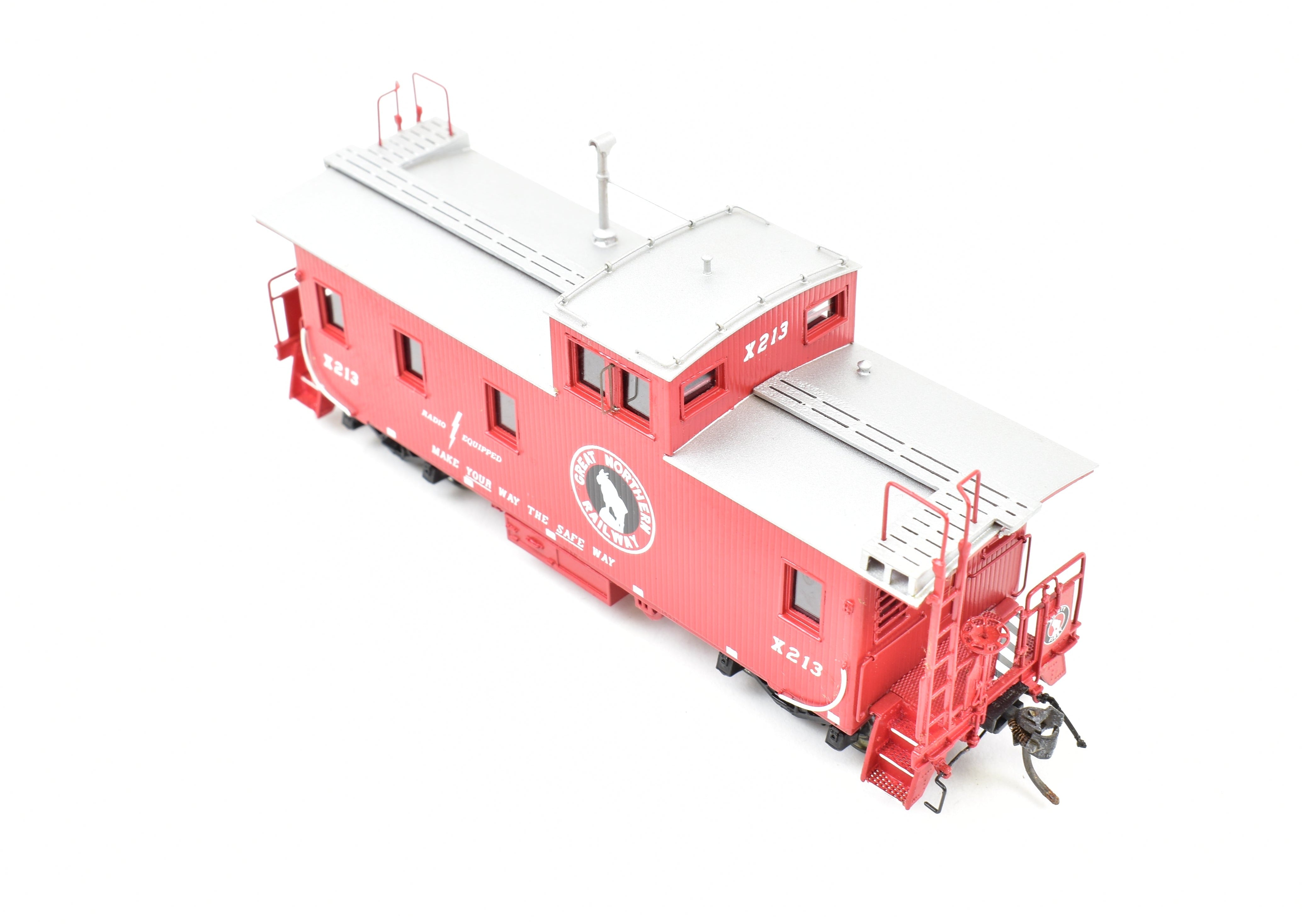 HO Brass OMI Overland Models' Great Northern 30' Factory - Painted Wood Caboose No. X - 213
