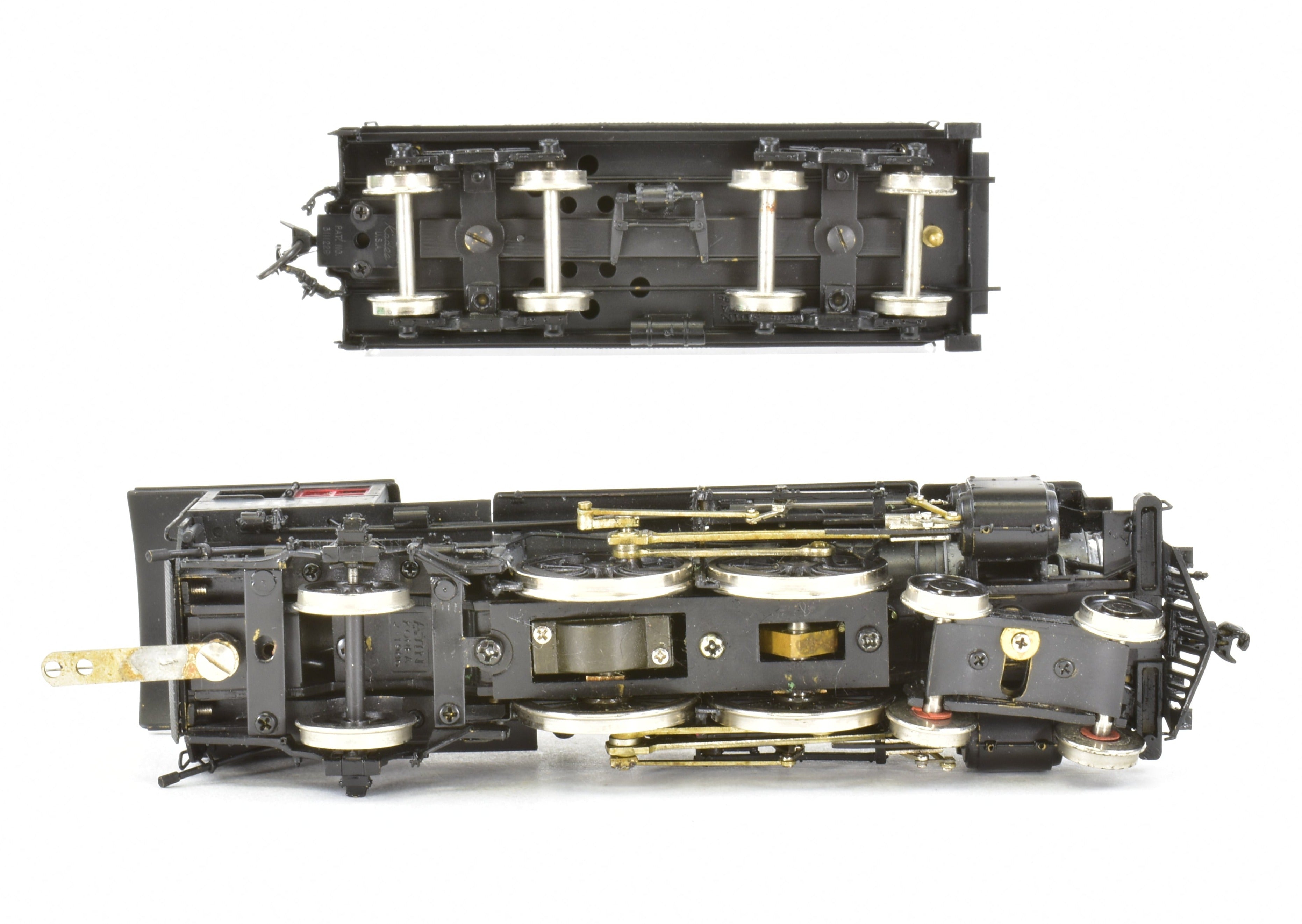 HO Scale Brass Model Train - Overland Models' Chicago & North Western D 4-4-2 Atlantic Professionally Painted Locomotive