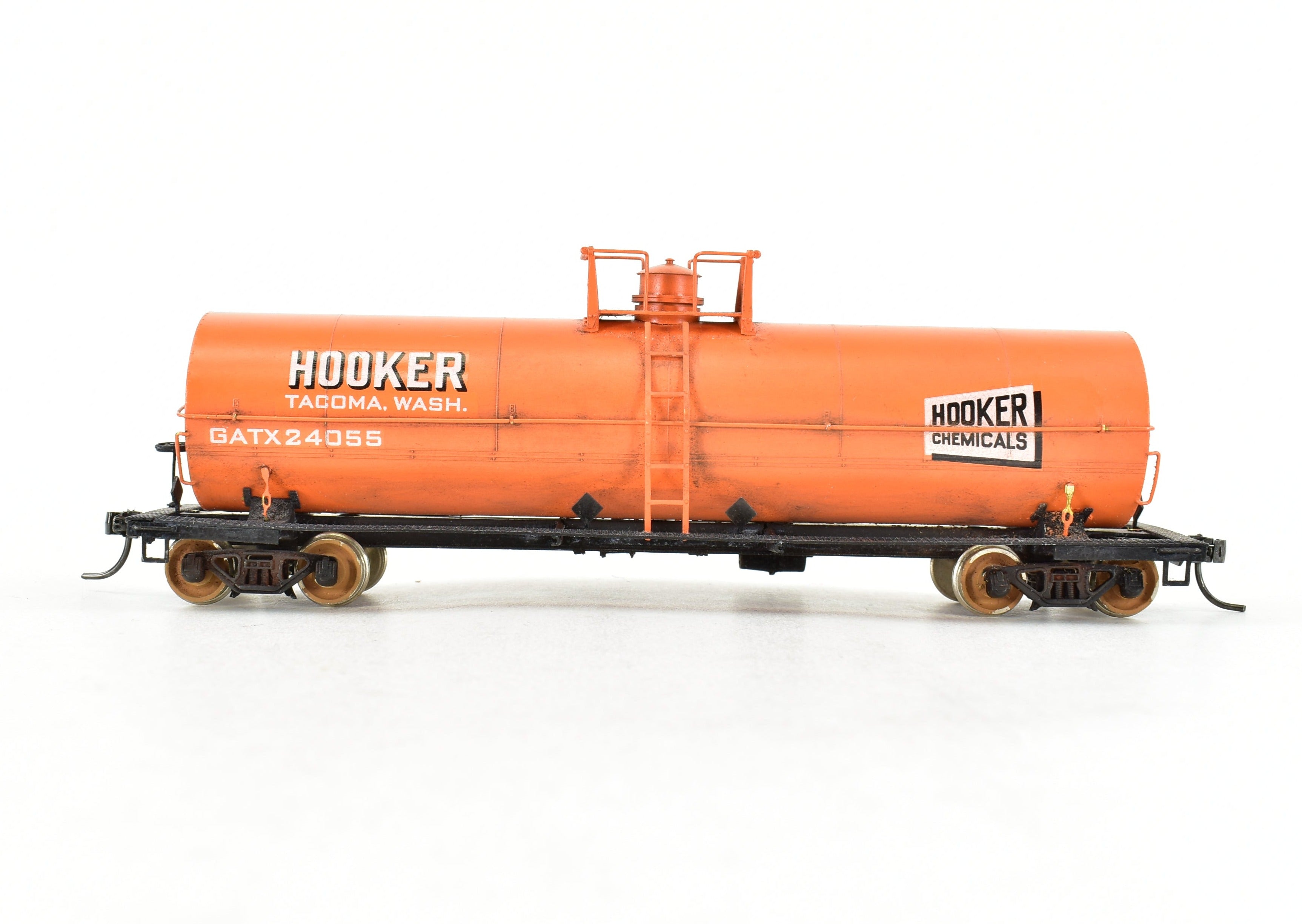 HO Scale Brass Precision Scale Co. 12,000 Gallon Weathered Orange Hooker Chemicals Tank Car Model with FP Design