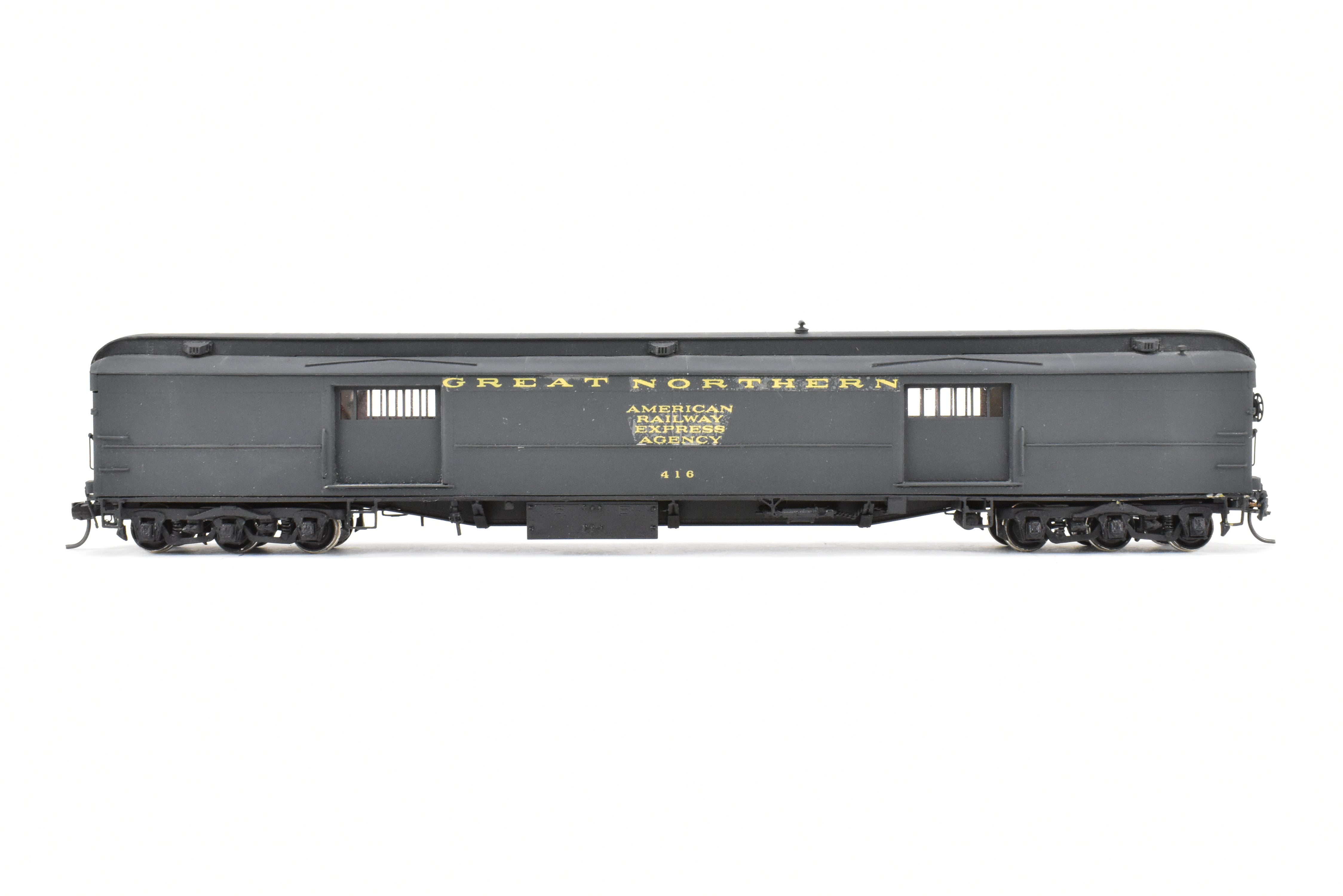 HO Brass Oriental Limited GN - Great Northern HW Baggage #400 - 416 with Fair Custom Paint