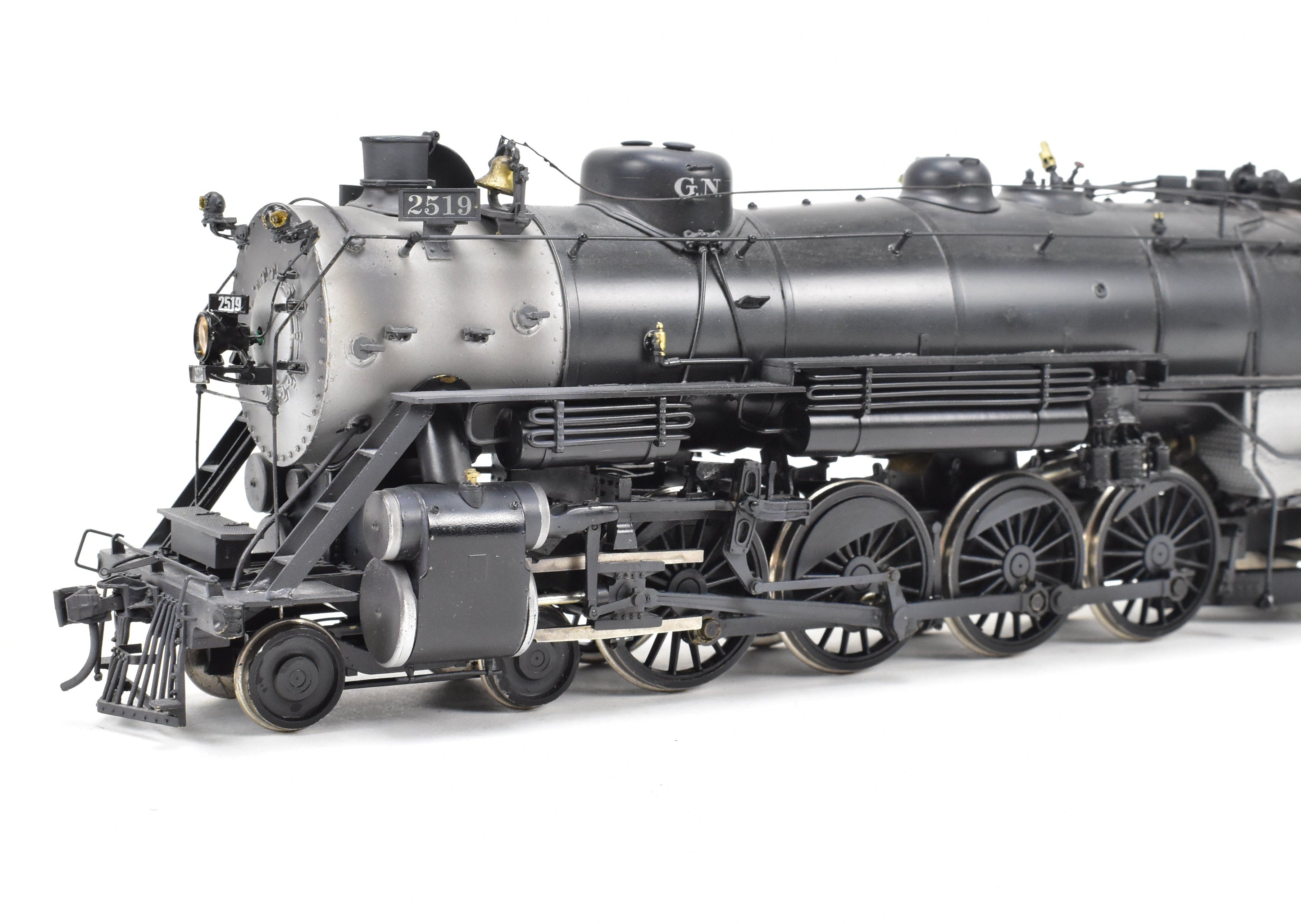 O Scale Brass Model Train - Pecos River Brass Great Northern Class P - 2 4 - 8 - 2 Mountain Steam Locomotive, Black, No. 2519