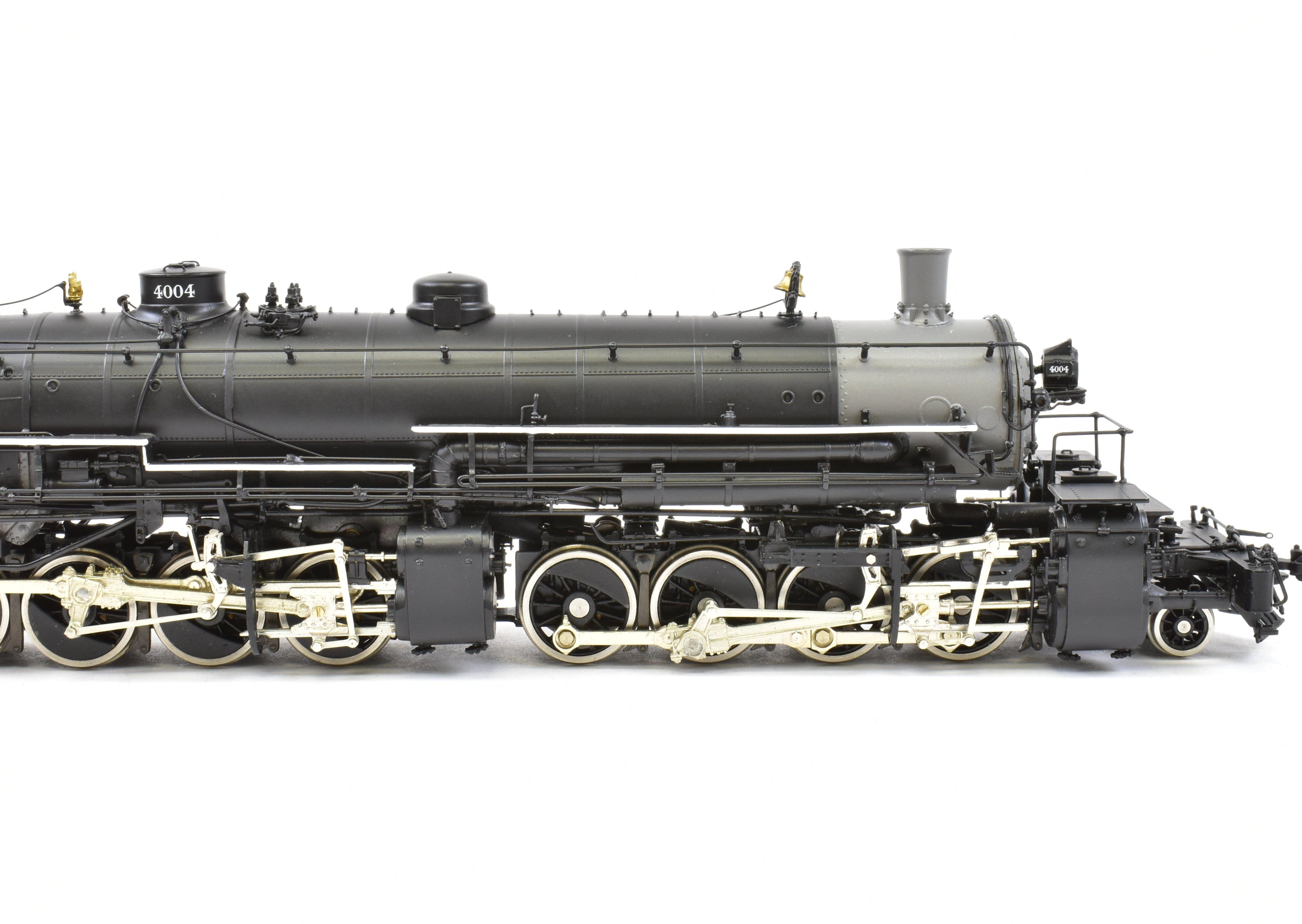 HO Scale Brass Model Train - W&R Enterprises Northern Pacific Class Z - 2 2 - 8 - 8 - 2 Version 3 Factory Painted Locomotive No. 4004