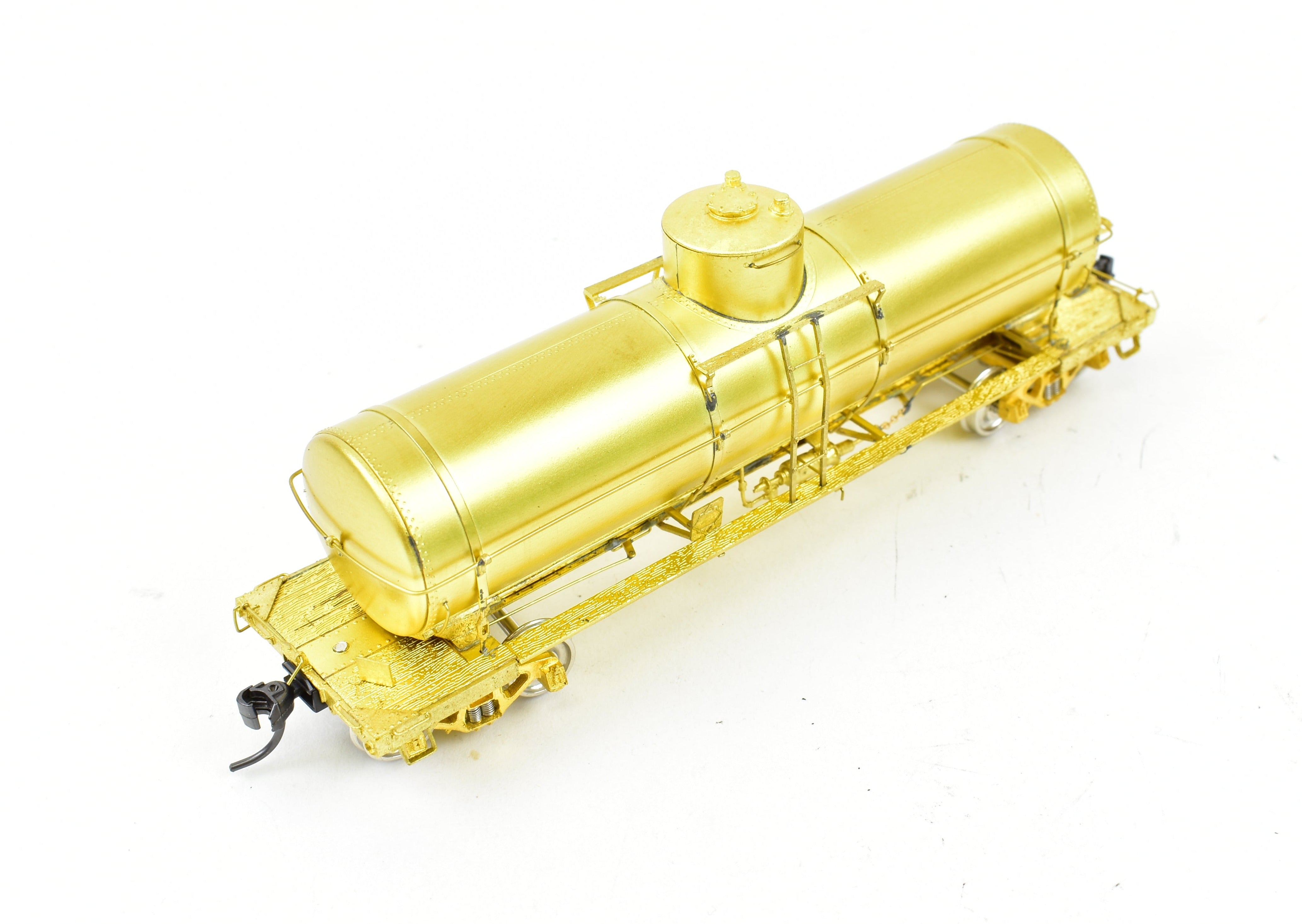 HO Scale Brass OMI - Overland Models, Inc. Various Roads UTLX 10,000 Gallon Tank Car Model for Model Trains Enthusiasts
