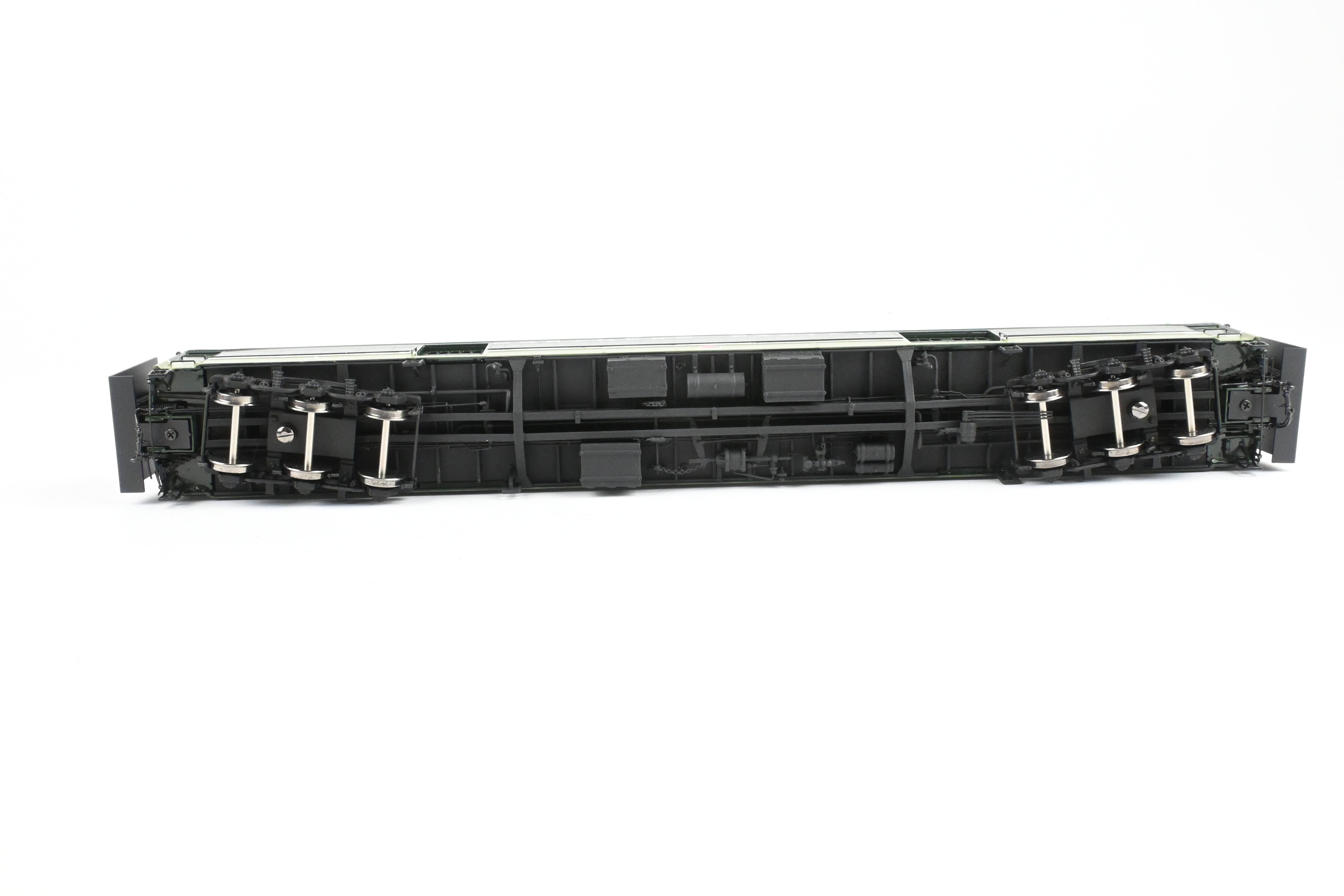 HO Scale Brass Northern Pacific Water Baggage Car with Wood Doors Model by W&R Enterprises, Featuring FP Loewy Design and Car Number 1651