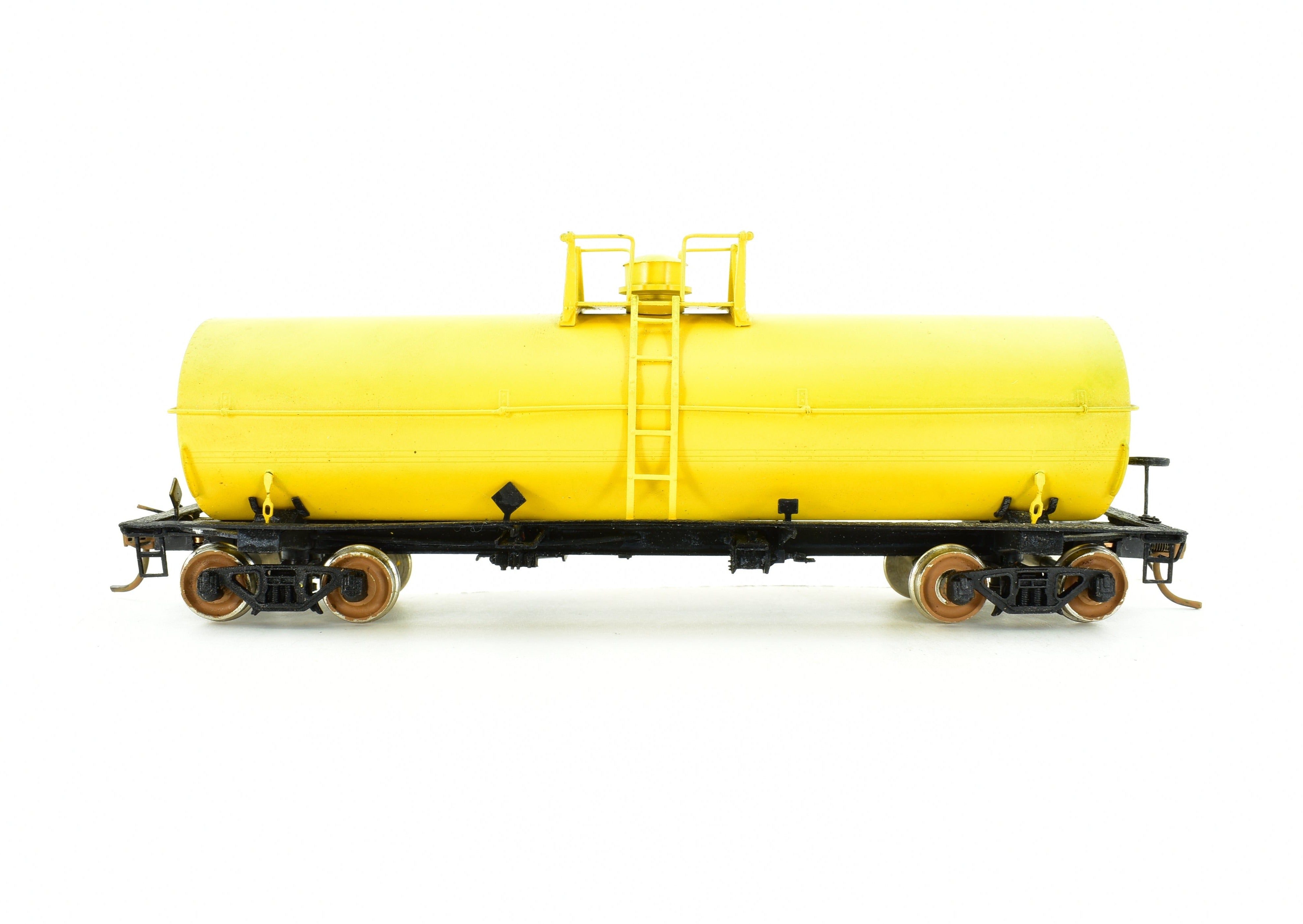 HO Scale Yellow Painted 11,141 Gallon Tank Car by Precision Scale Co.