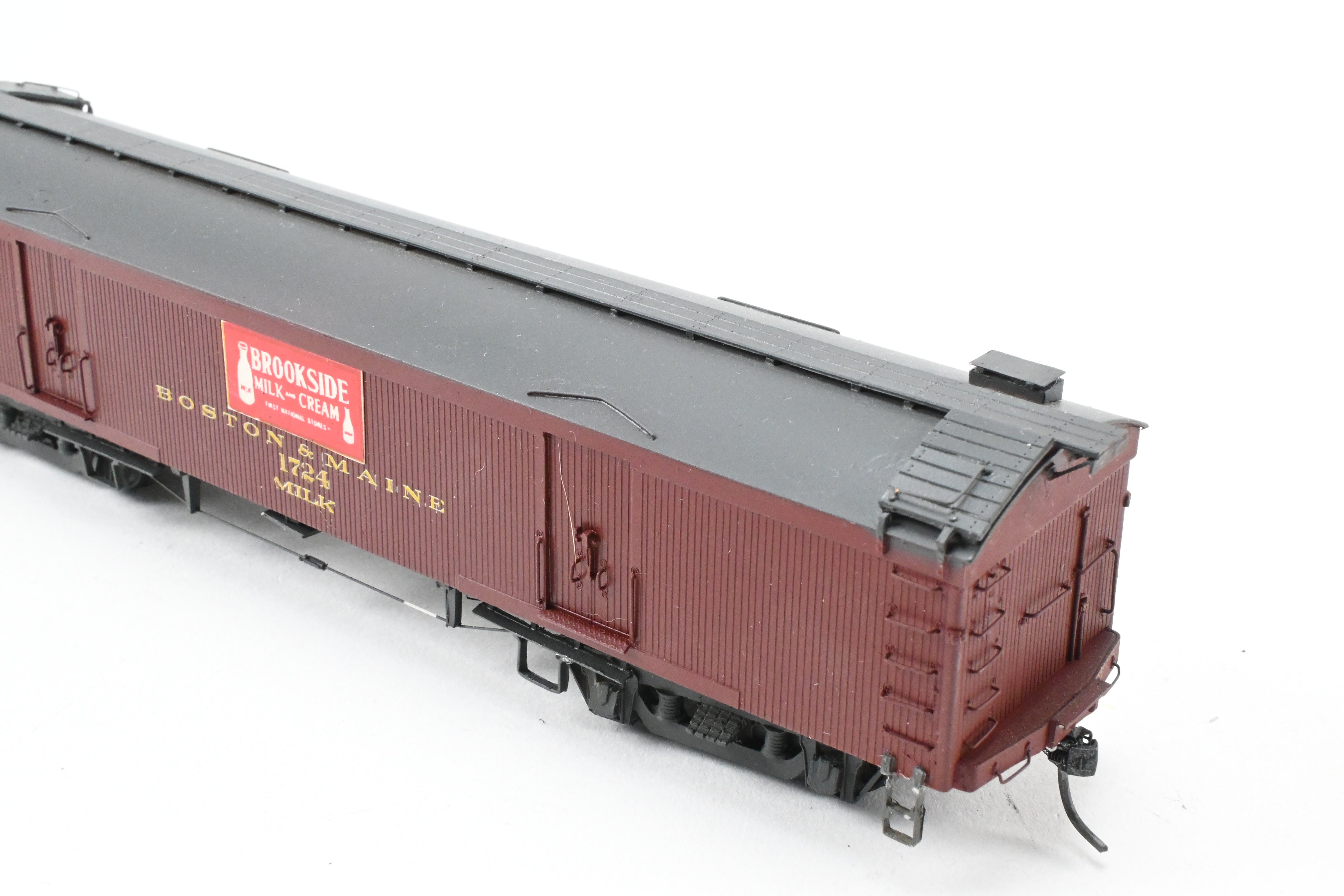 HO Resin Custom-Built & Painted Boston & Maine 50’ Wood Milk Car No. 1724