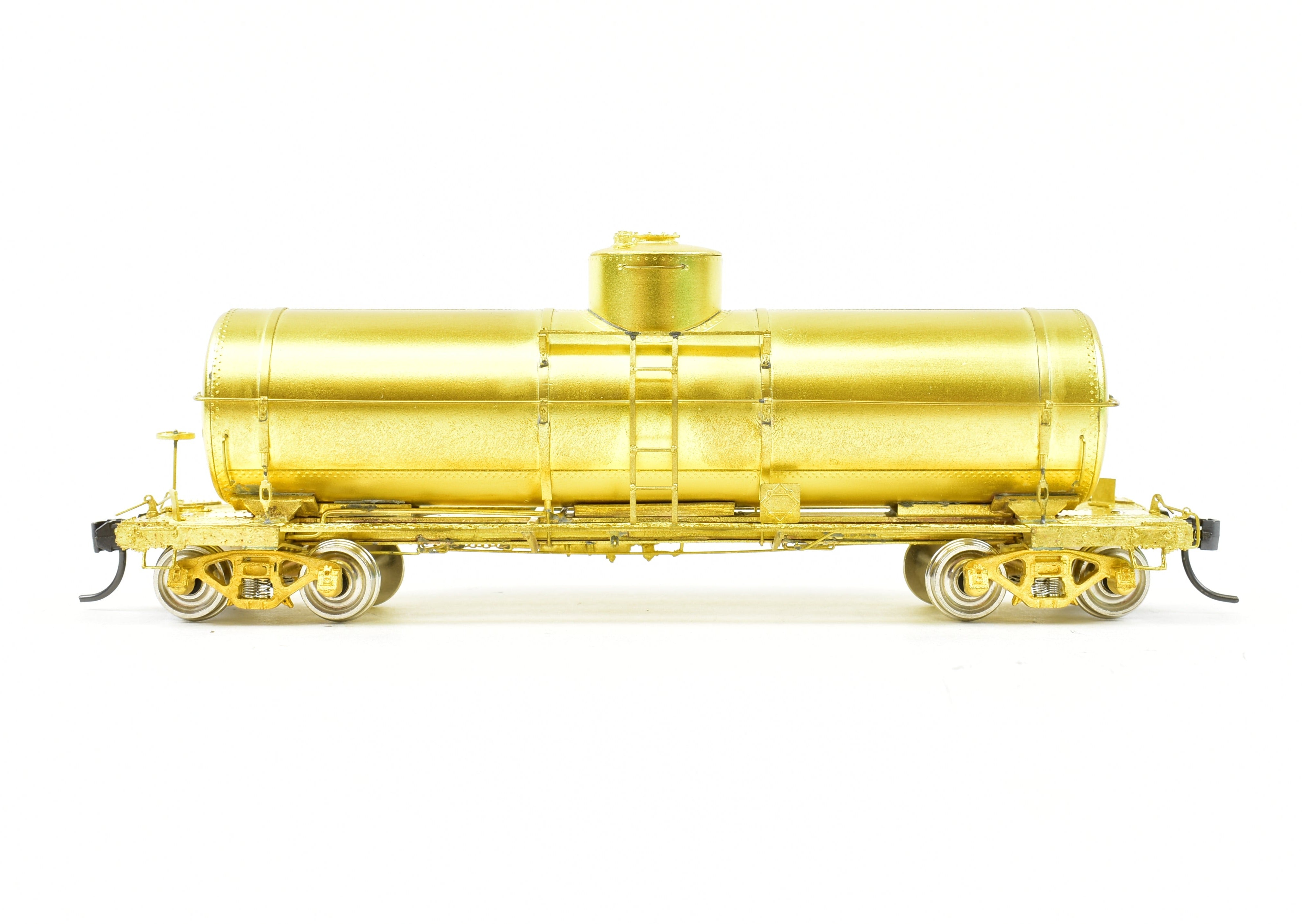 HO Scale Brass OMI - Overland Models, Inc. Various Roads UTLX 10,000 Gallon Tank Car Model for Model Trains Enthusiasts
