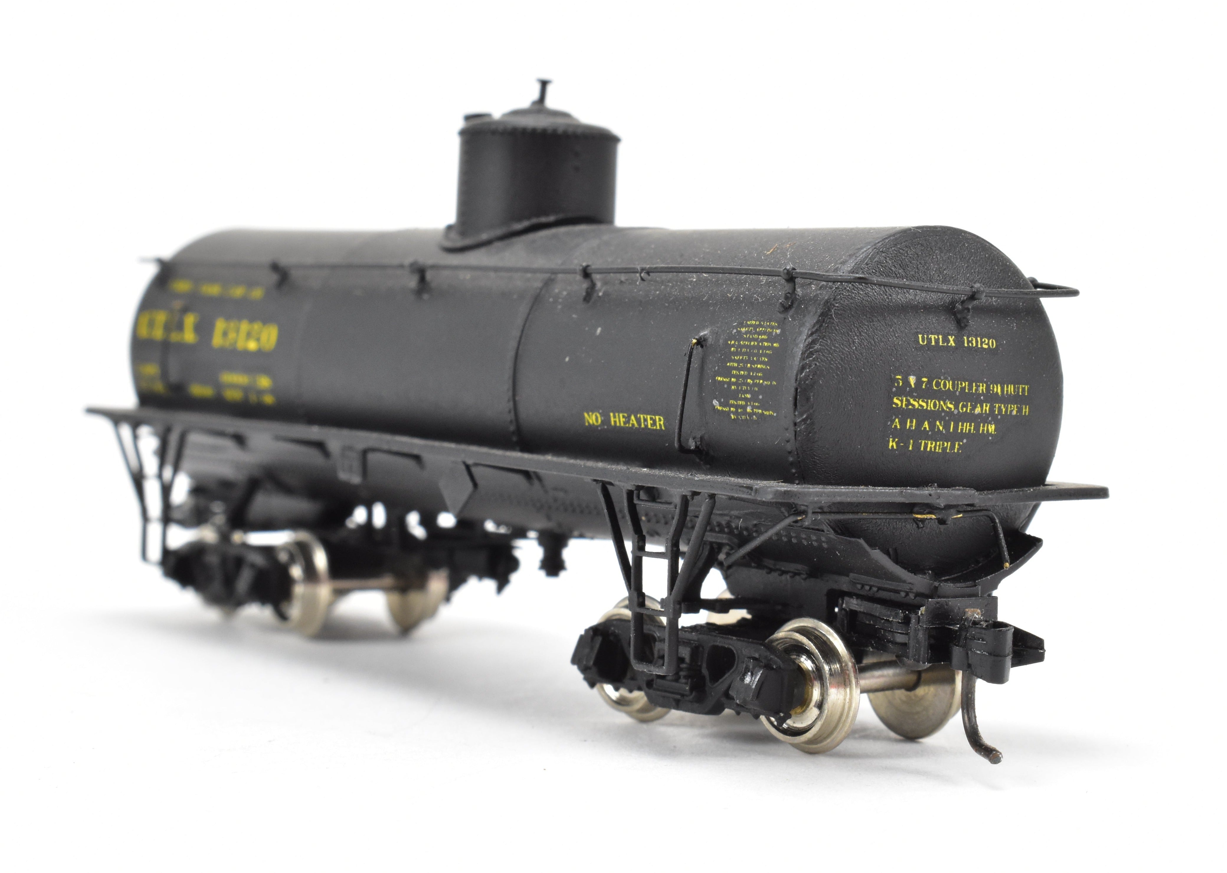 HOn3 UTLX Frameless Plastic Tank Car by Precision Scale Co., Assembled & Custom Painted