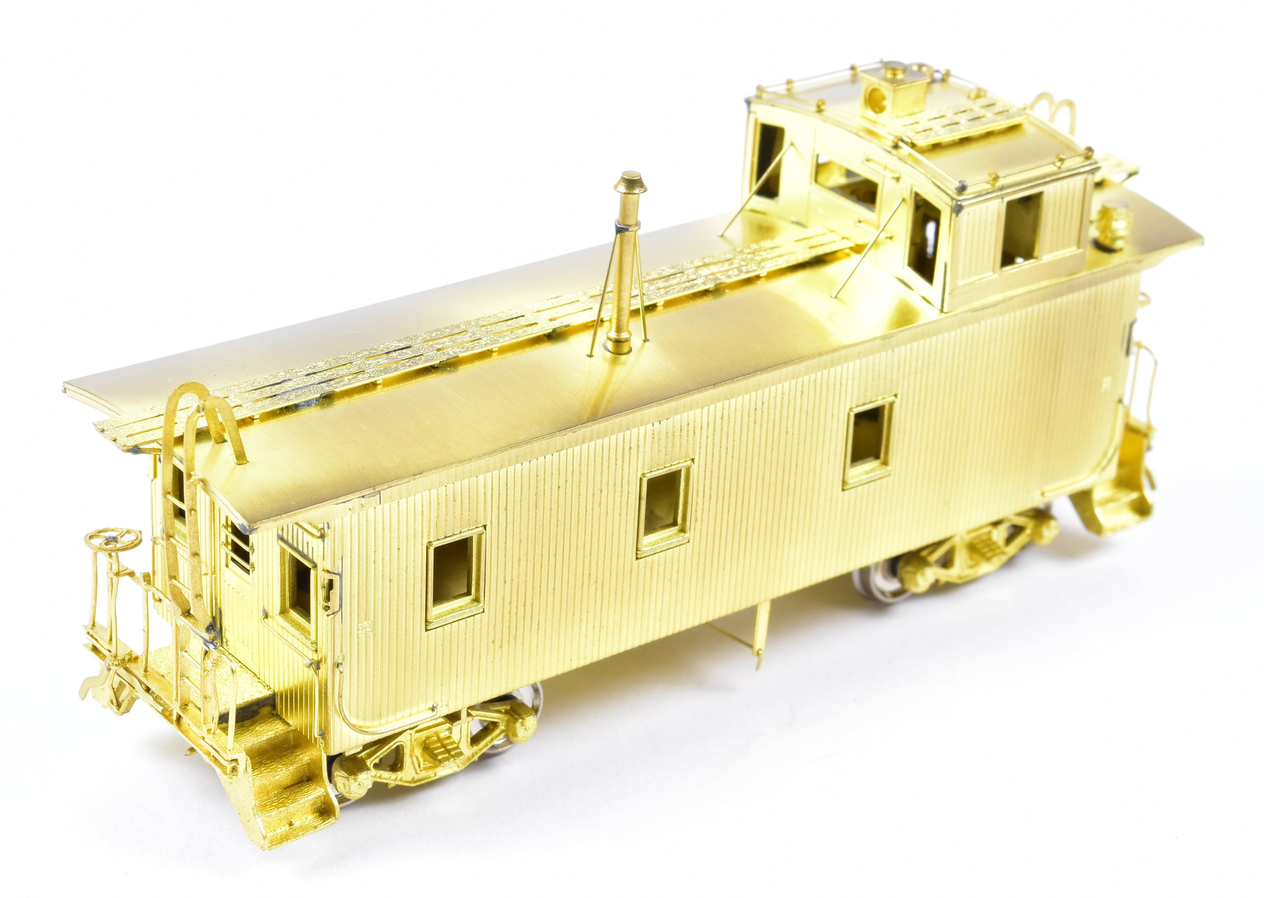 HO Scale Brass Union Pacific CA - 1 Wood Caboose Model #3270 by Overland Models, Inc. with High - End Cupola