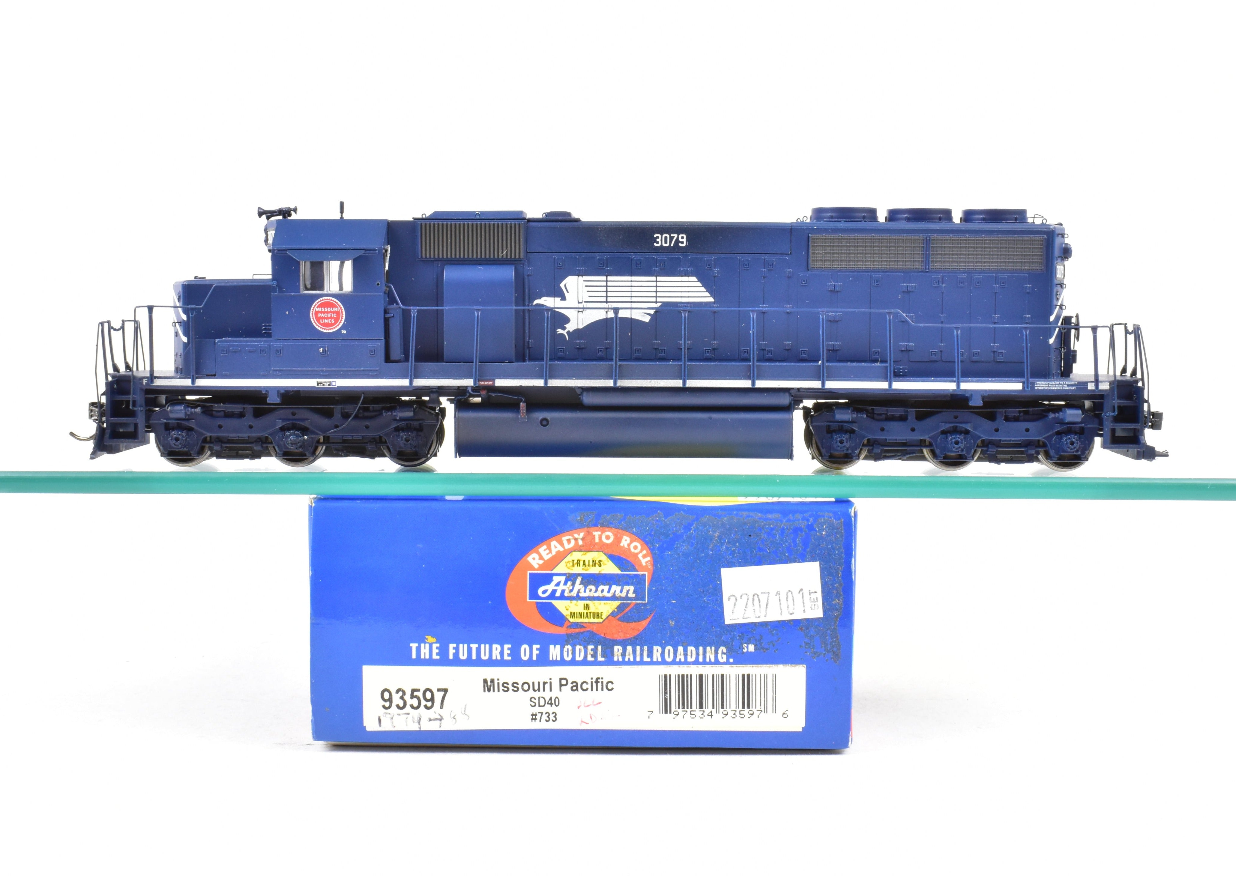 HO Scale Model Train - Athearn MP Missouri Pacific EMD SD40 #733 Weathered Locomotive with DCC Decoder