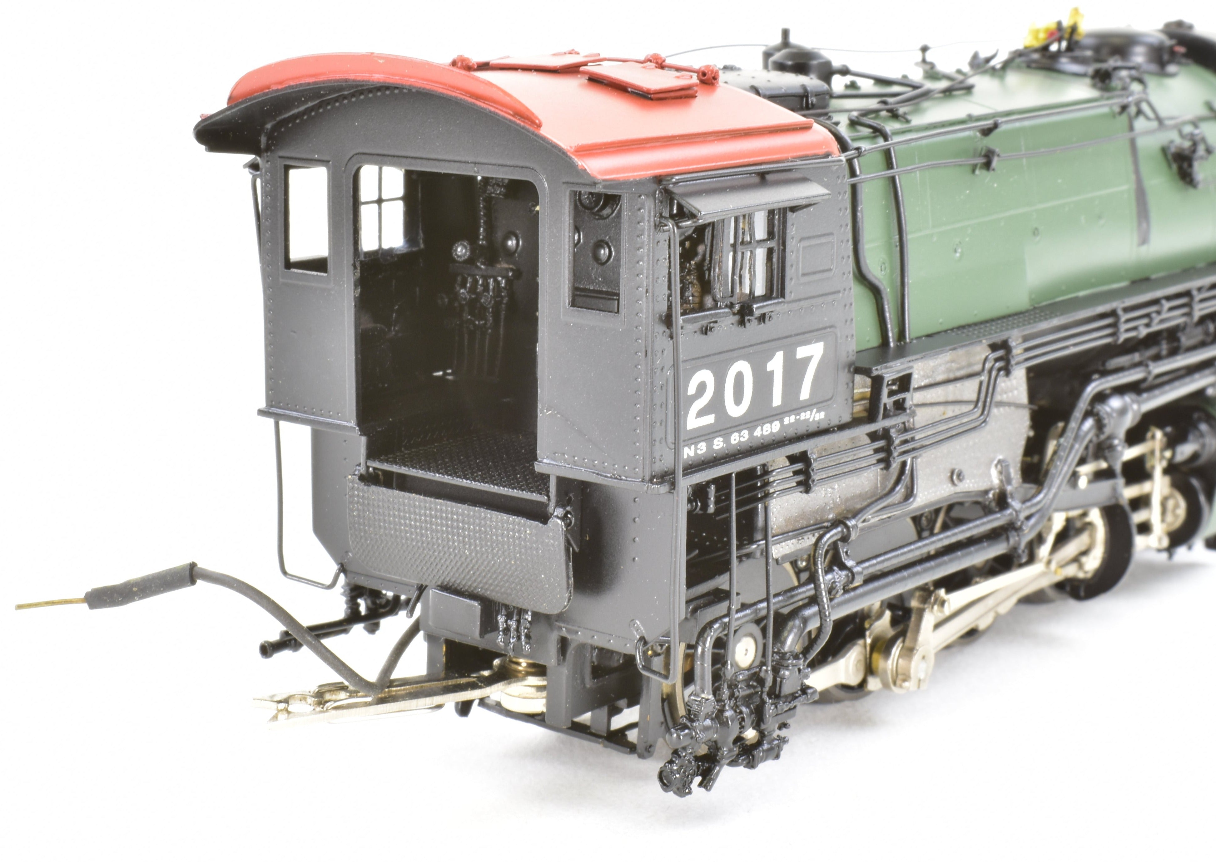 HO Scale Brass Model Train by Precision Scale Co. - Great Northern Class N - 3 2 - 8 - 8 - 0 FP in Glacier Park Scheme