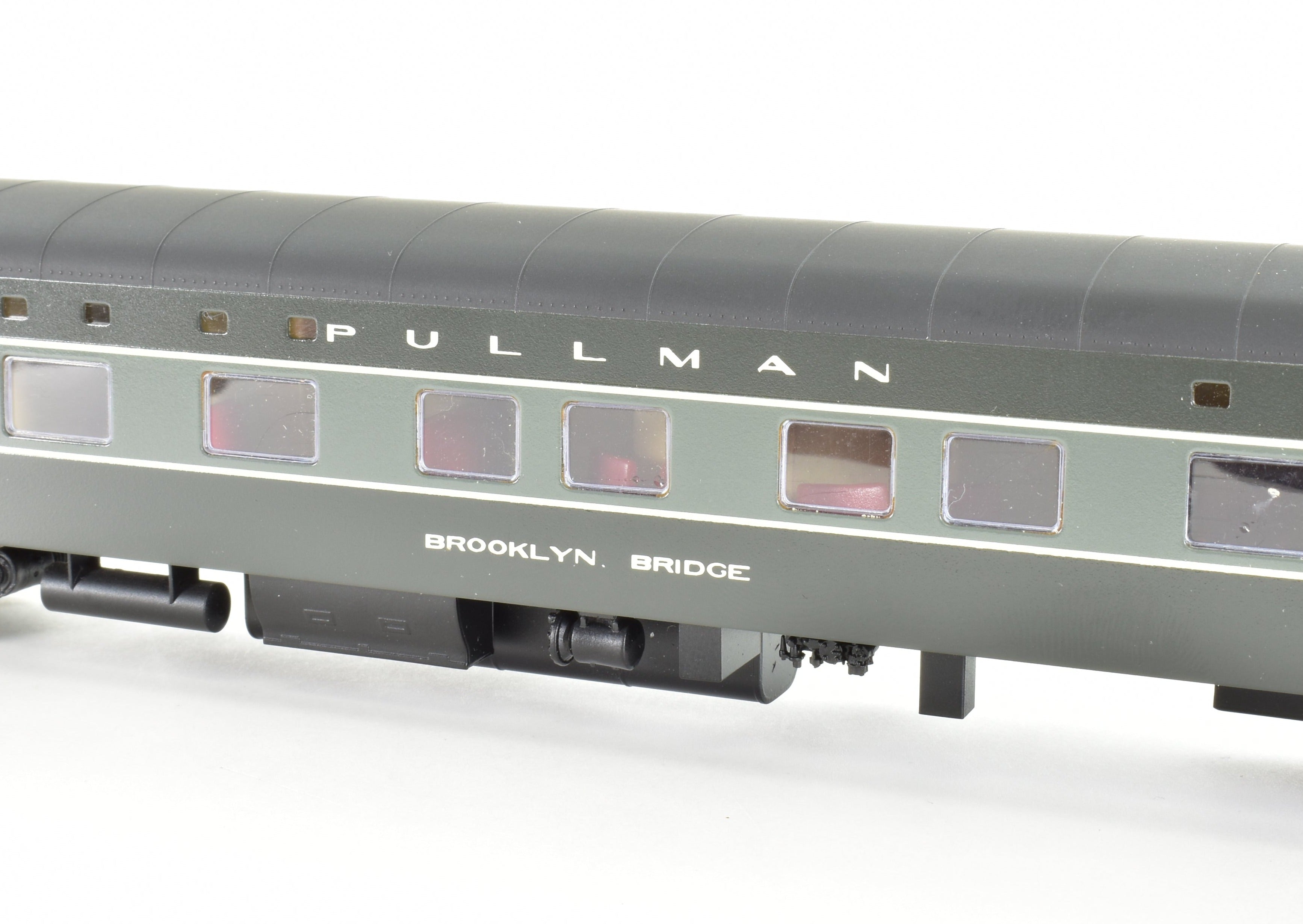 HO Scale Brass Model Train Set - Erie Limited NYC - New York Central 1948 20th Century Limited with 2 E7 A/B Locomotives and 9-Car Set