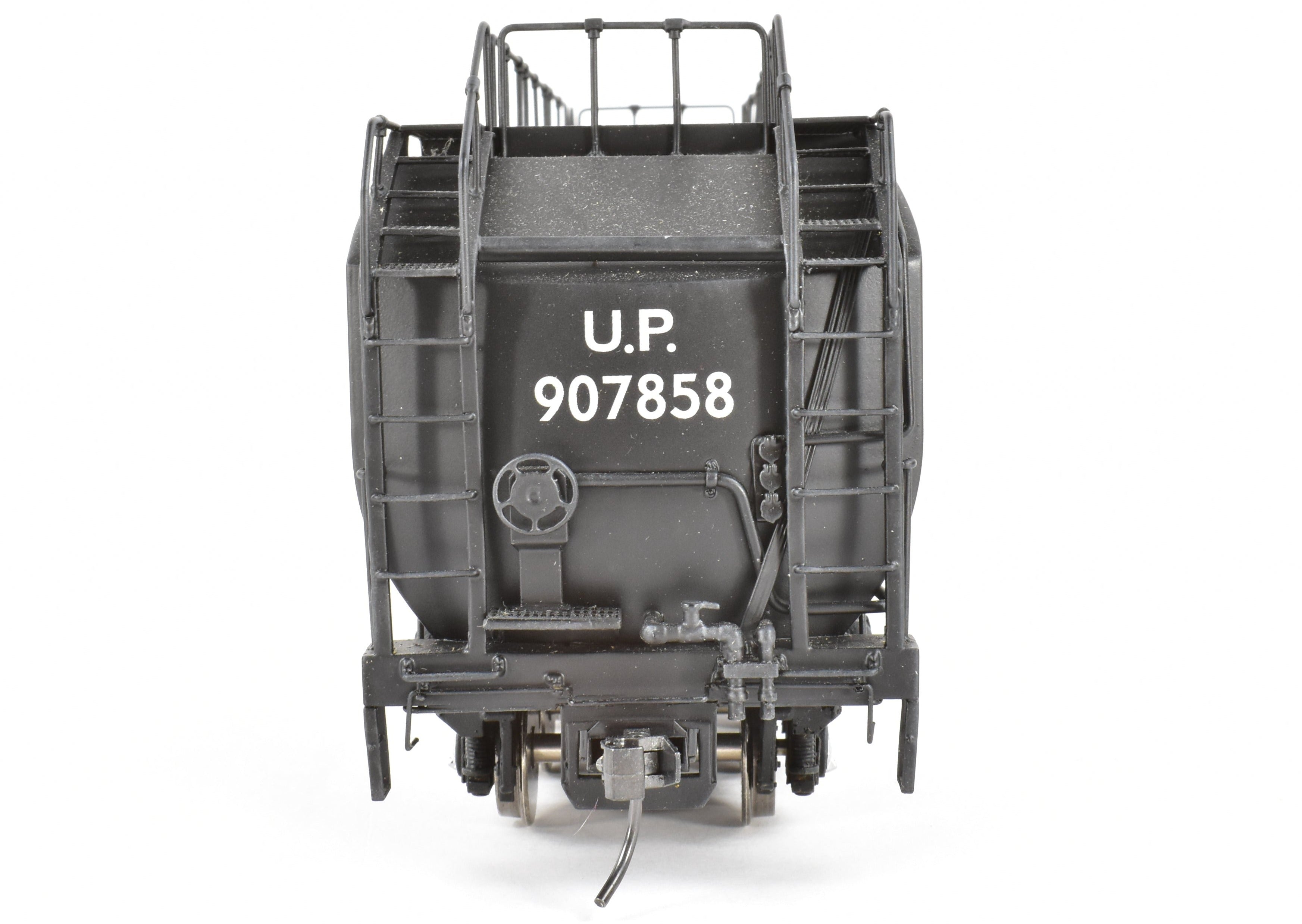 Brass Union Pacific Auxiliary Water Tender FP Black Sunset Model No. 907858
