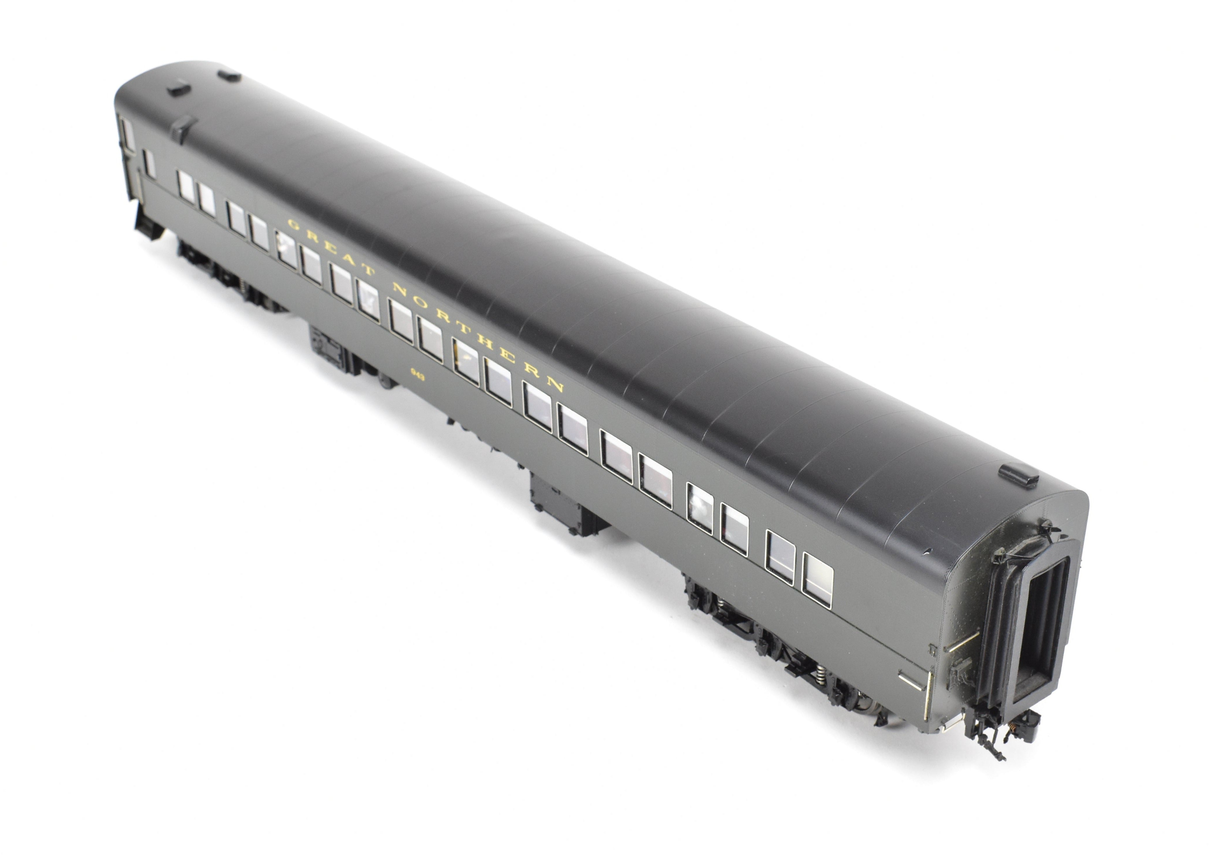 O Scale Precision Scale Co. (PSC) Brass Great Northern First Class HW Streamlined Chair Car Model F/P #943 - Without Original Box