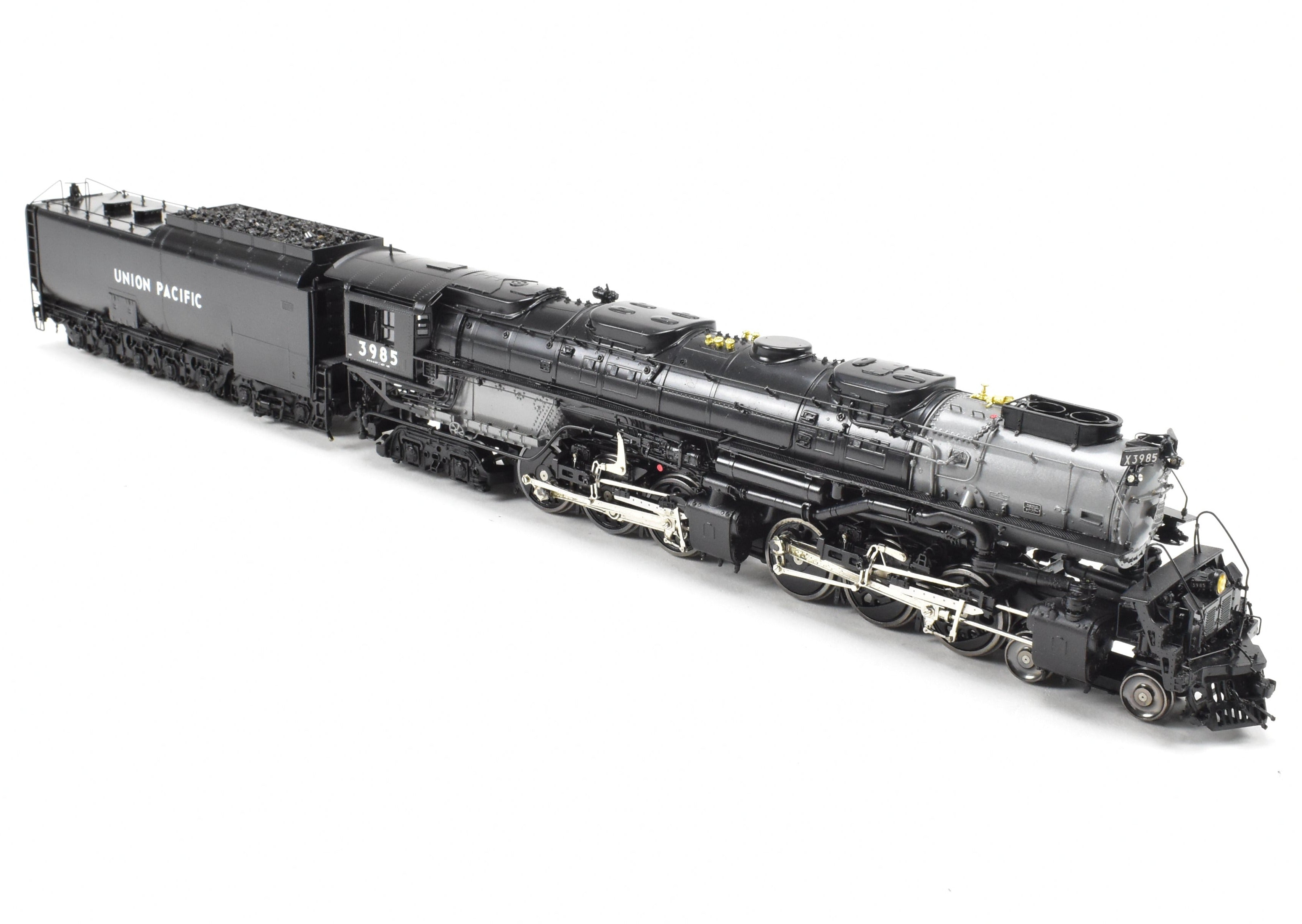 HO Scale Brass Union Pacific 4-6-6-4 Challenger FP 3985 Excursion Model by Overland