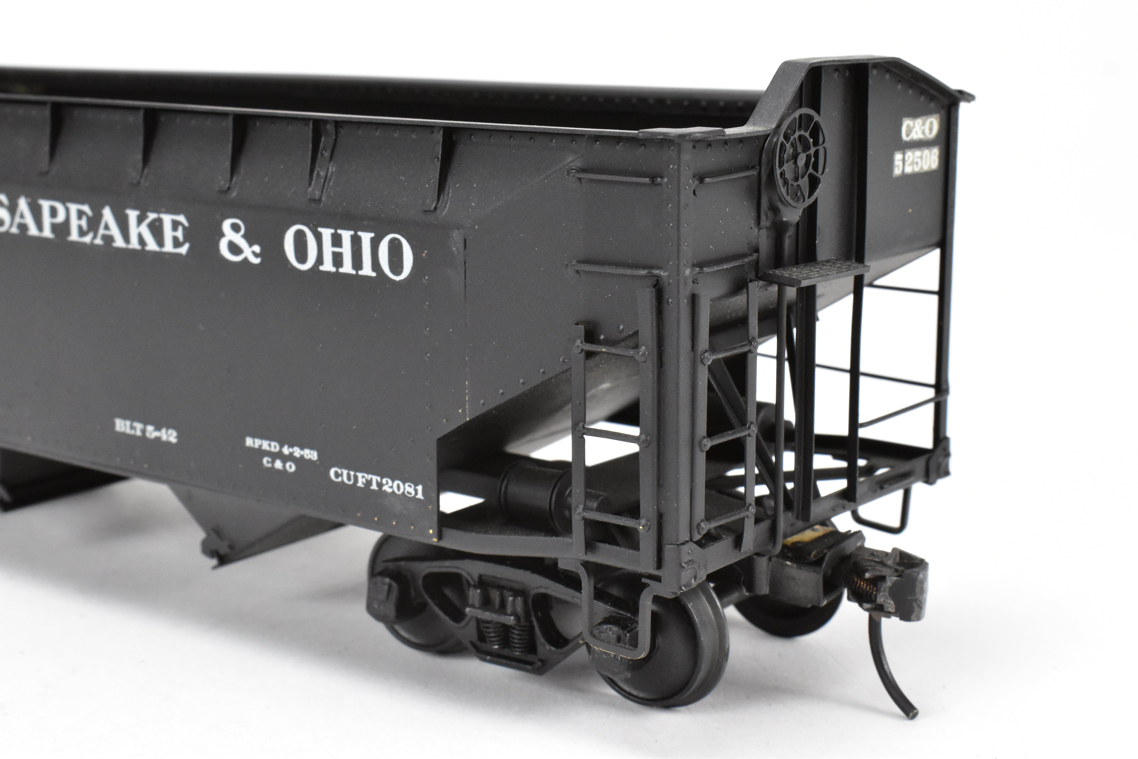 O Scale Model Train - Brass US Hobbies C&O (Chesapeake & Ohio) Offset Side Twin Hopper with Peaked Ends, CP No. 52506