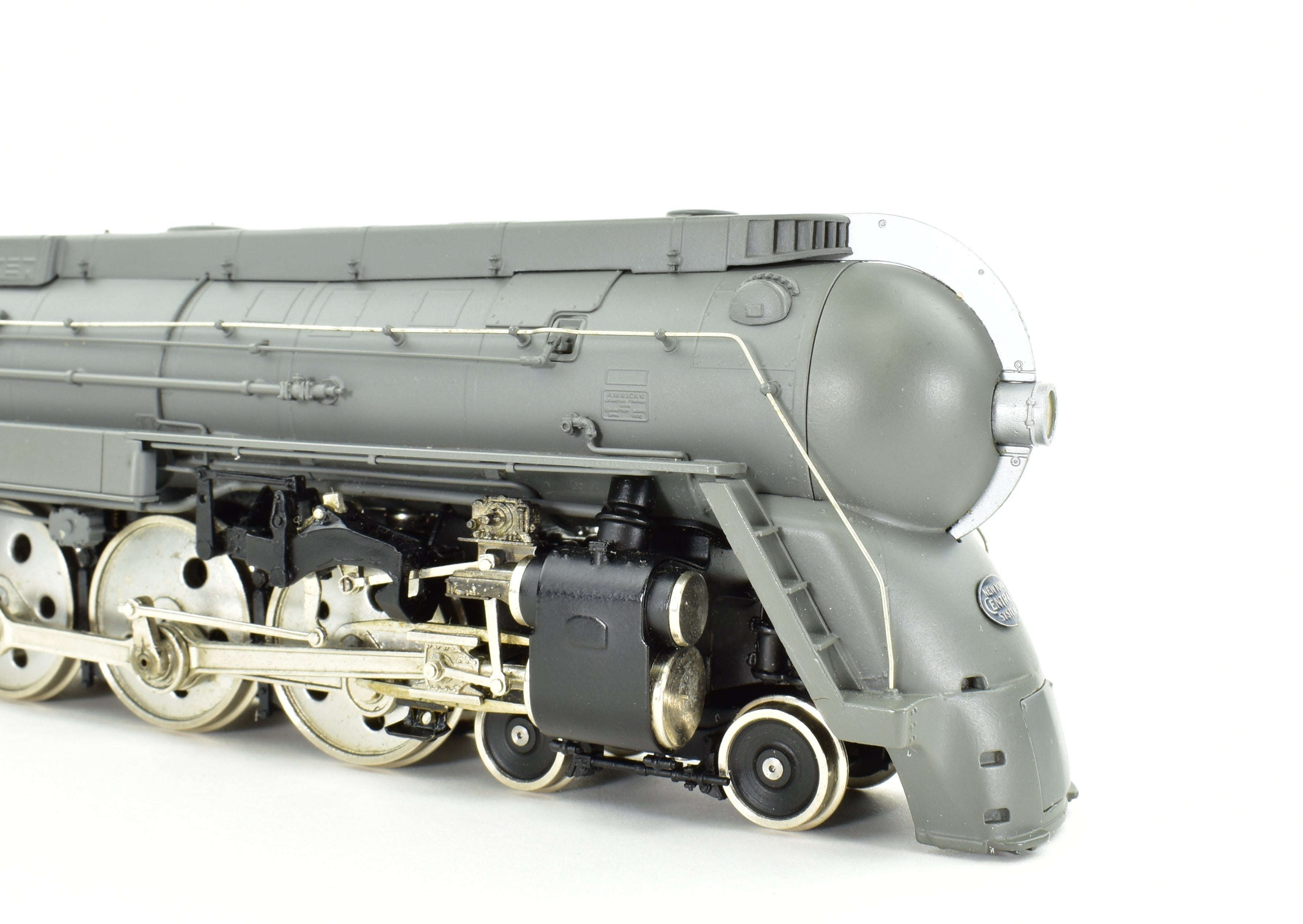 High - Quality HO Scale Brass Model Train Imported from NYC - New York Central J - 3A 4 - 6 - 4 Streamlined Hudson 20th Century Ltd FP No. 5450