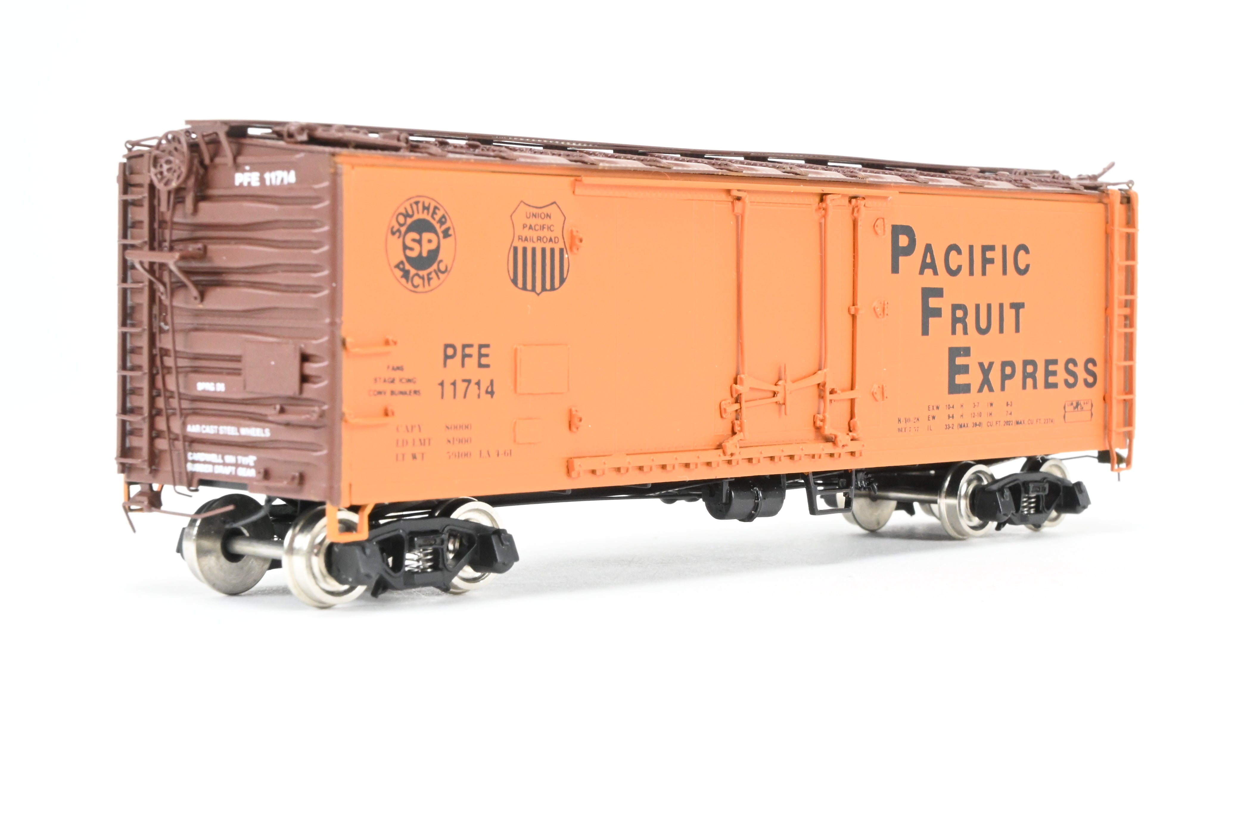 HO Scale Brass CIL Challenger Imports Pacific Fruit Express R - 40 - 28 Ice Refrigerator Car Model, Factory - Finished with Union Pacific and Southern Pacific Insignias, FP #11714