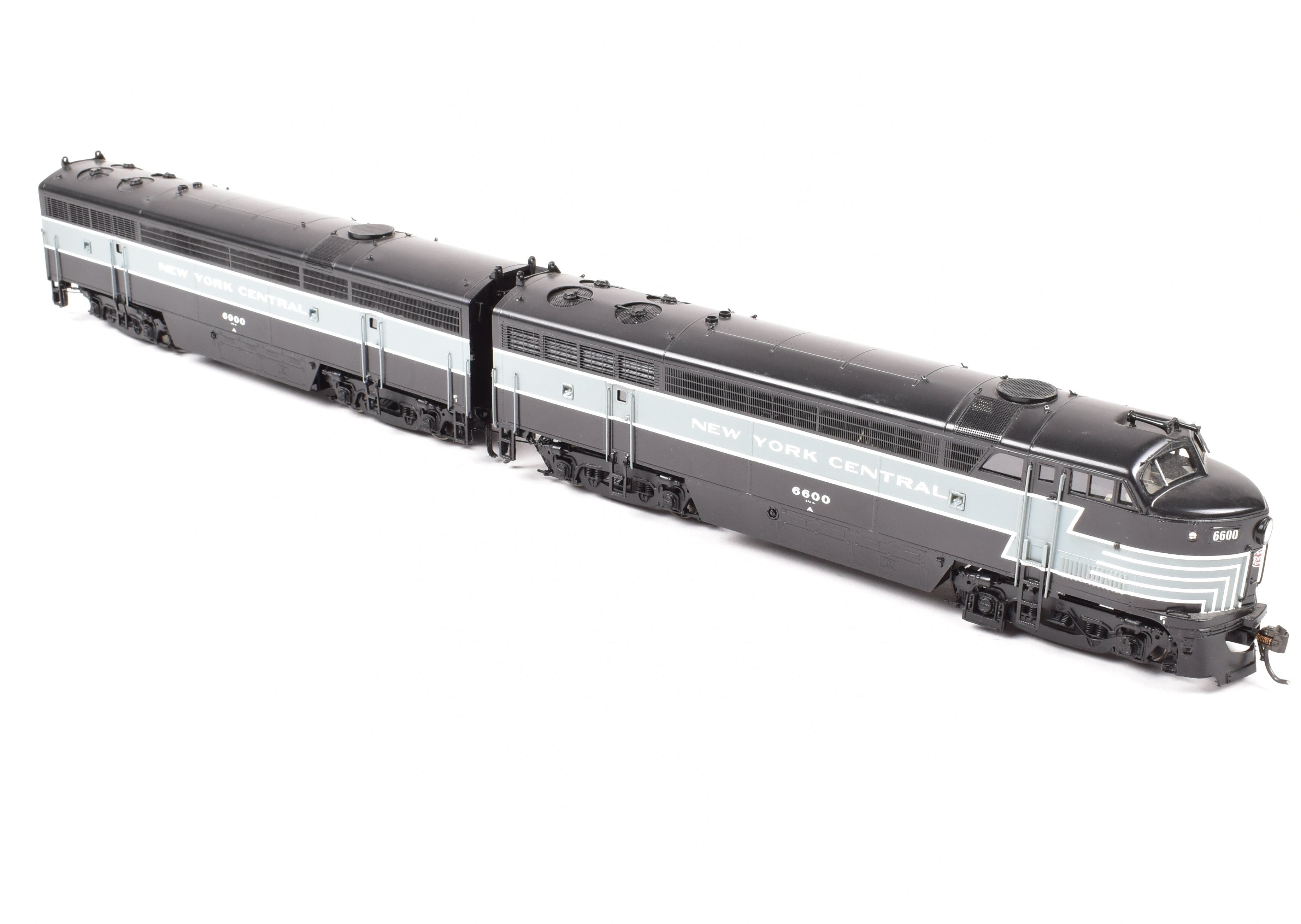 HO Scale Brass Locomotive Models - Overland Models Inc. New York Central Fairbanks Morse CFA 16 - 4/CFB 16 - 4 C - Liners, Factory Painted with Road Numbers 6600/6900