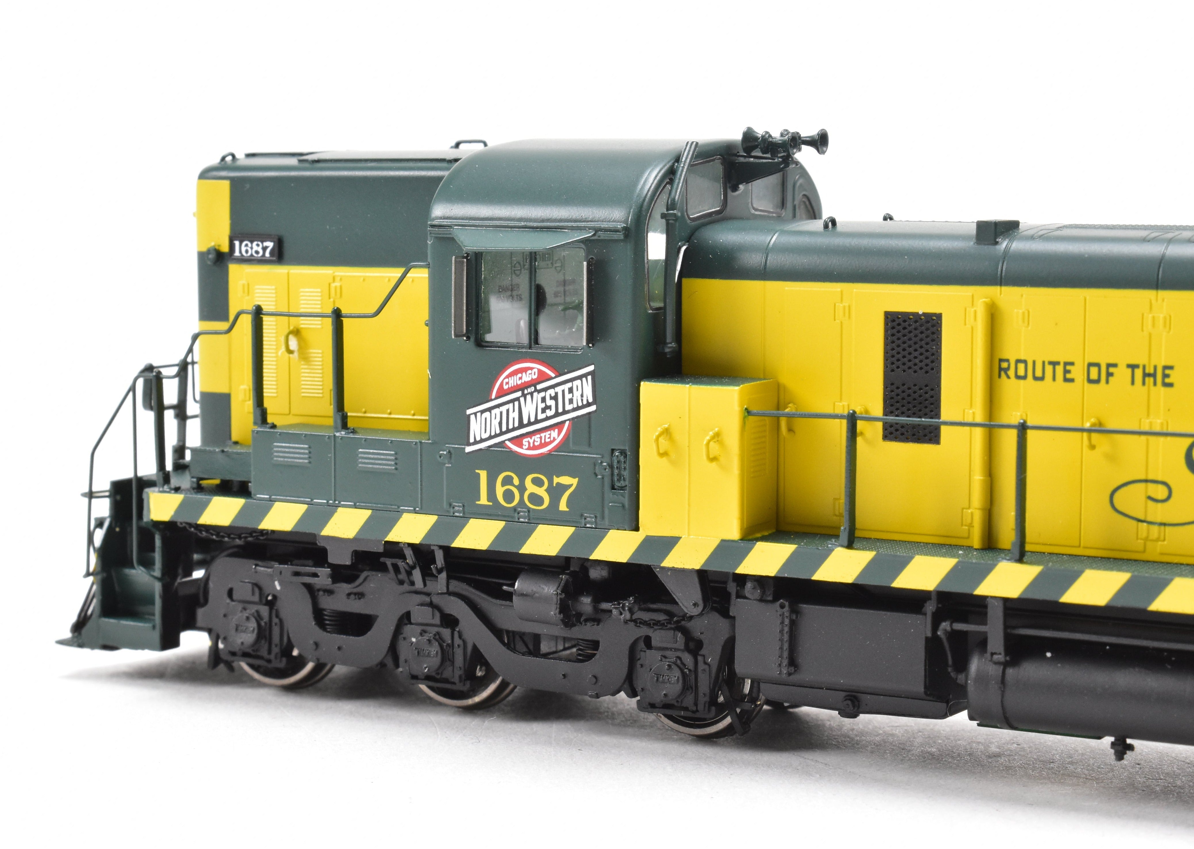 HO Scale Brass Model Train by Overland Models, Inc. (OMI) - Chicago & North Western ALCO RSD - 5 Phase III Hammerhead FP #1687 with Tsunami DCC and Sound Function