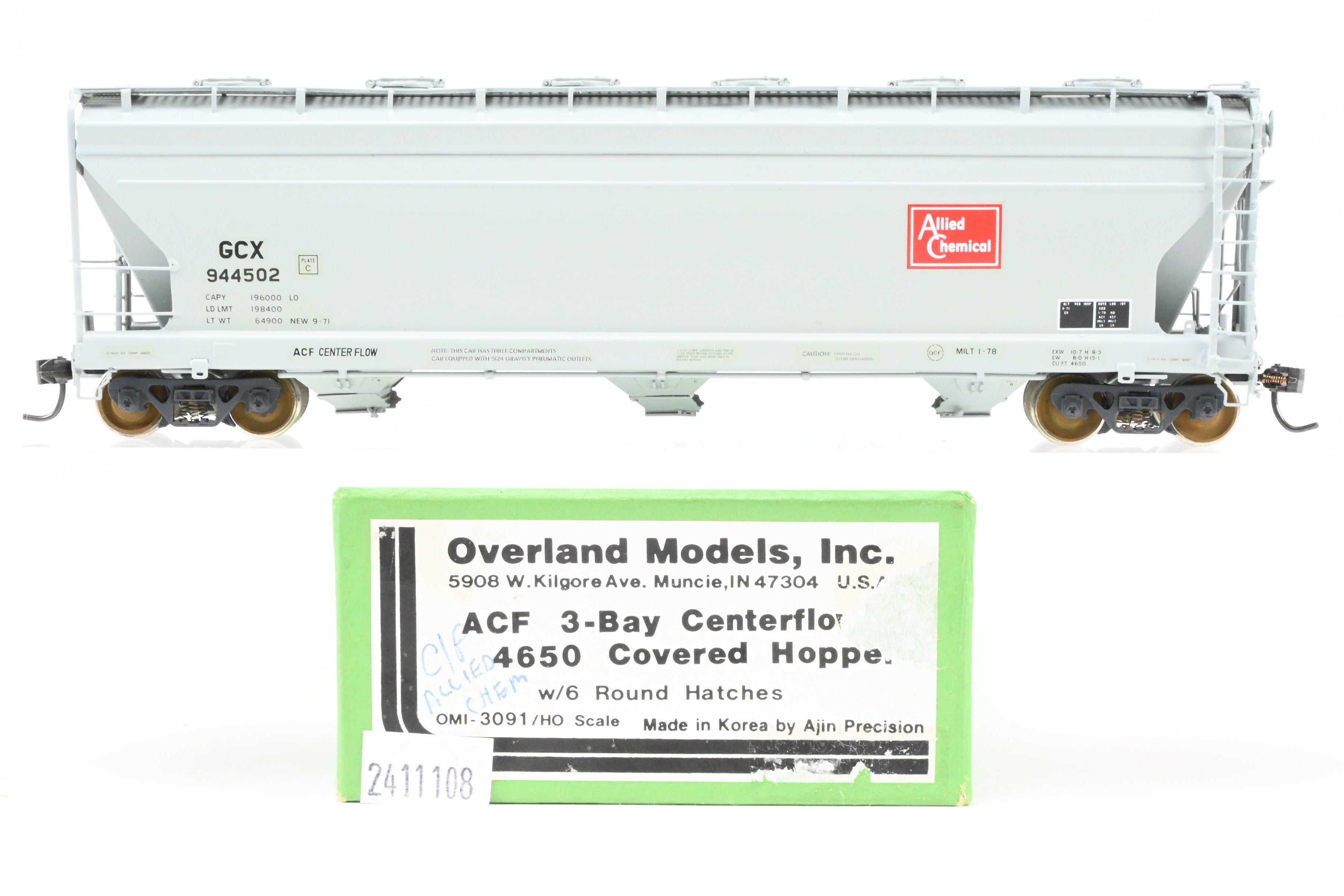 HO Scale Brass Model - Overland Models, Inc. Various Roads ACF 3 - Bay Counterflow 4650 Cubic Feet Covered Hopper Railway Model with 6 Round Hatches for CP Allied Chemical #944502