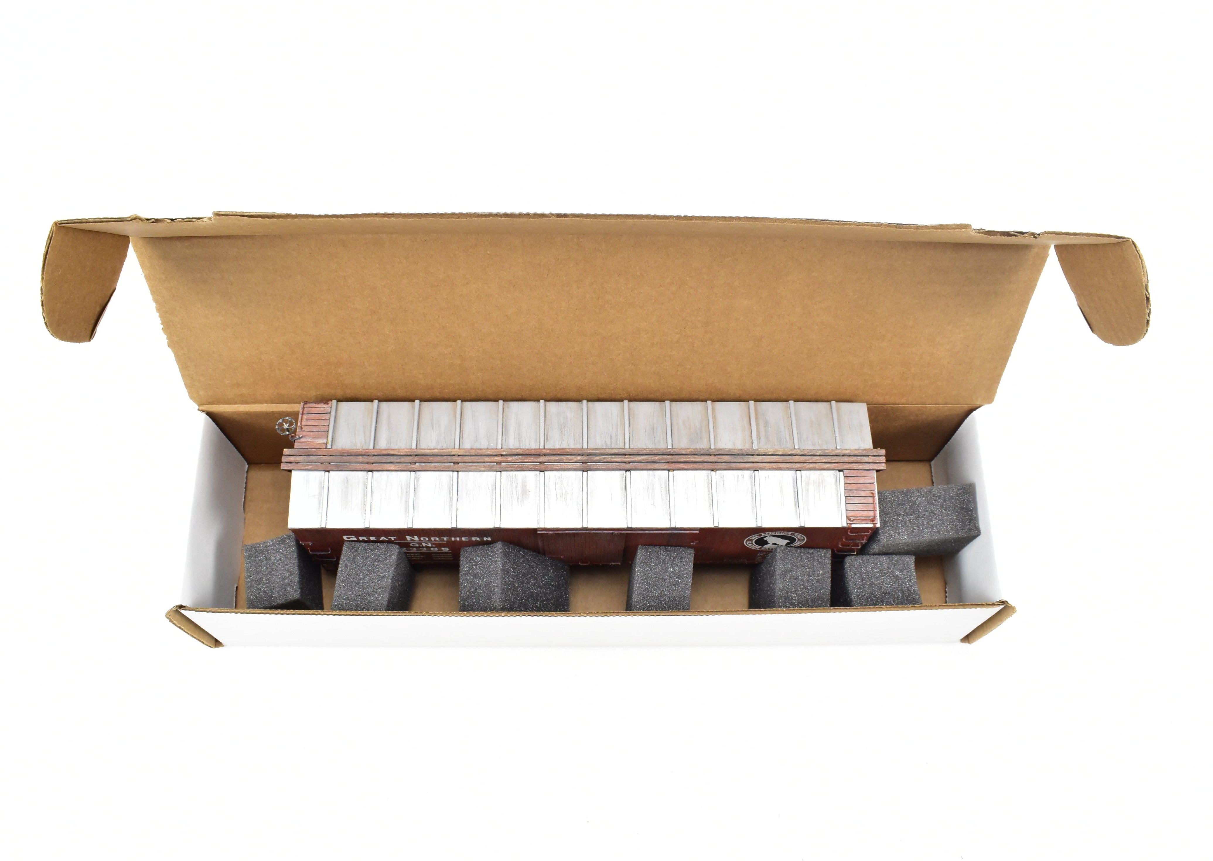 O Scale GN Great Northern 40' Truss Rod Pro - Built Painted Wood & Brass Boxcar Kit 403221