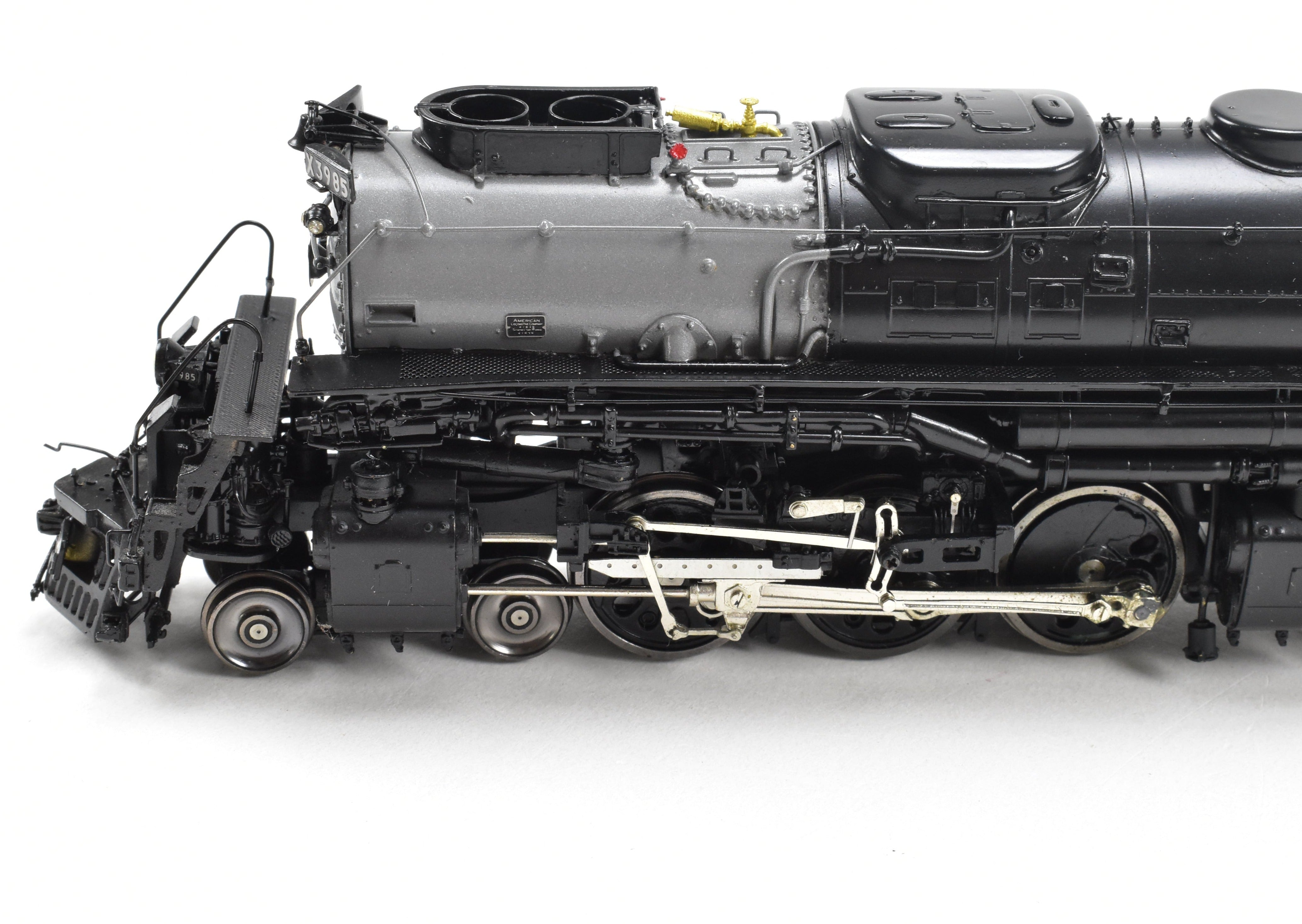 HO Scale Brass Union Pacific 4-6-6-4 Challenger FP 3985 Excursion Model by Overland