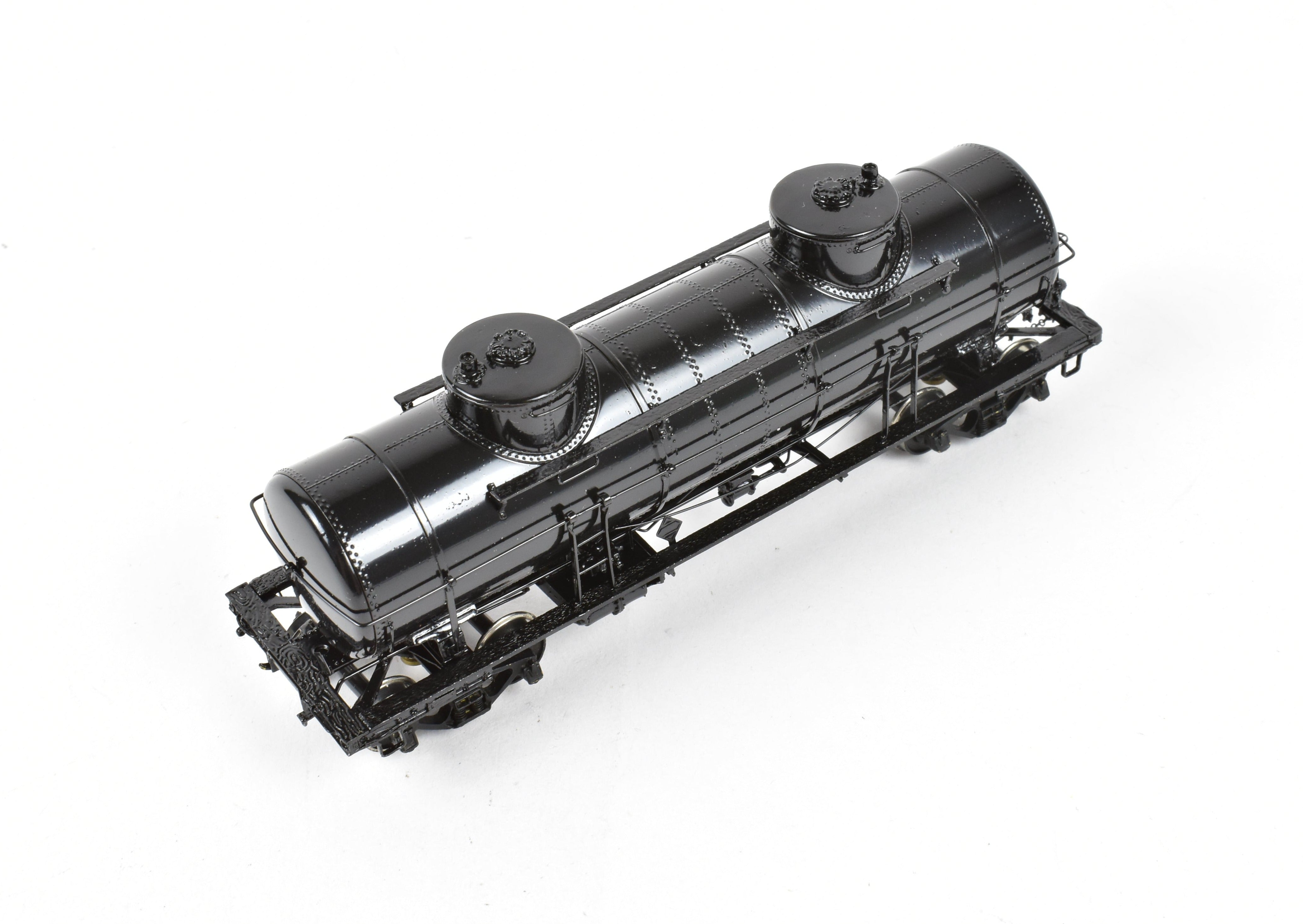 OMI HO Brass 8,000 Gallon ACF Double Dome Tank Car, Black Unlettered