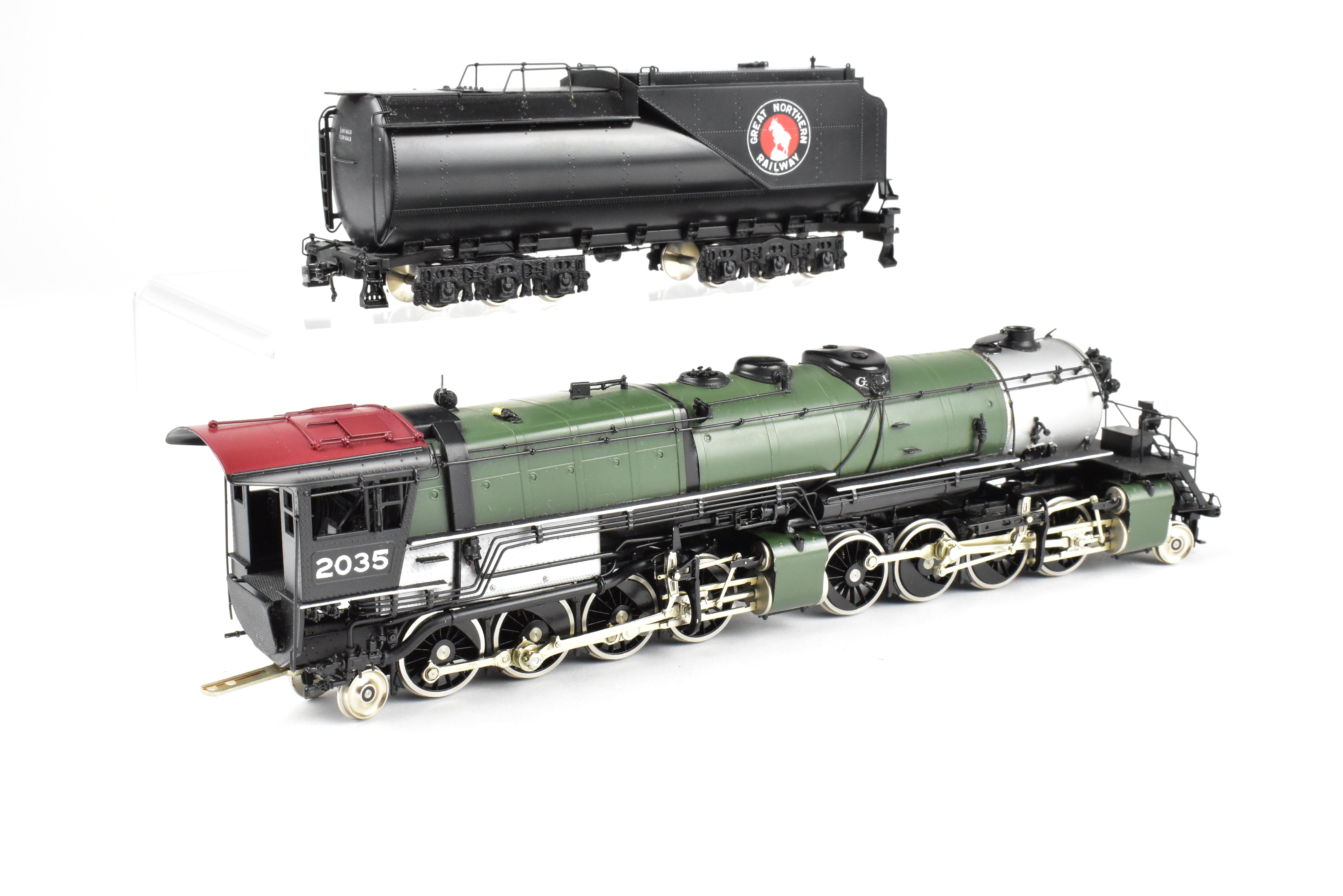 HO Scale Brass Model Train - Oriental Limited GN - Great Northern R - 1 2 - 8 - 8 - 2 Open Cab Version in Glacier Park Scheme No. 2035